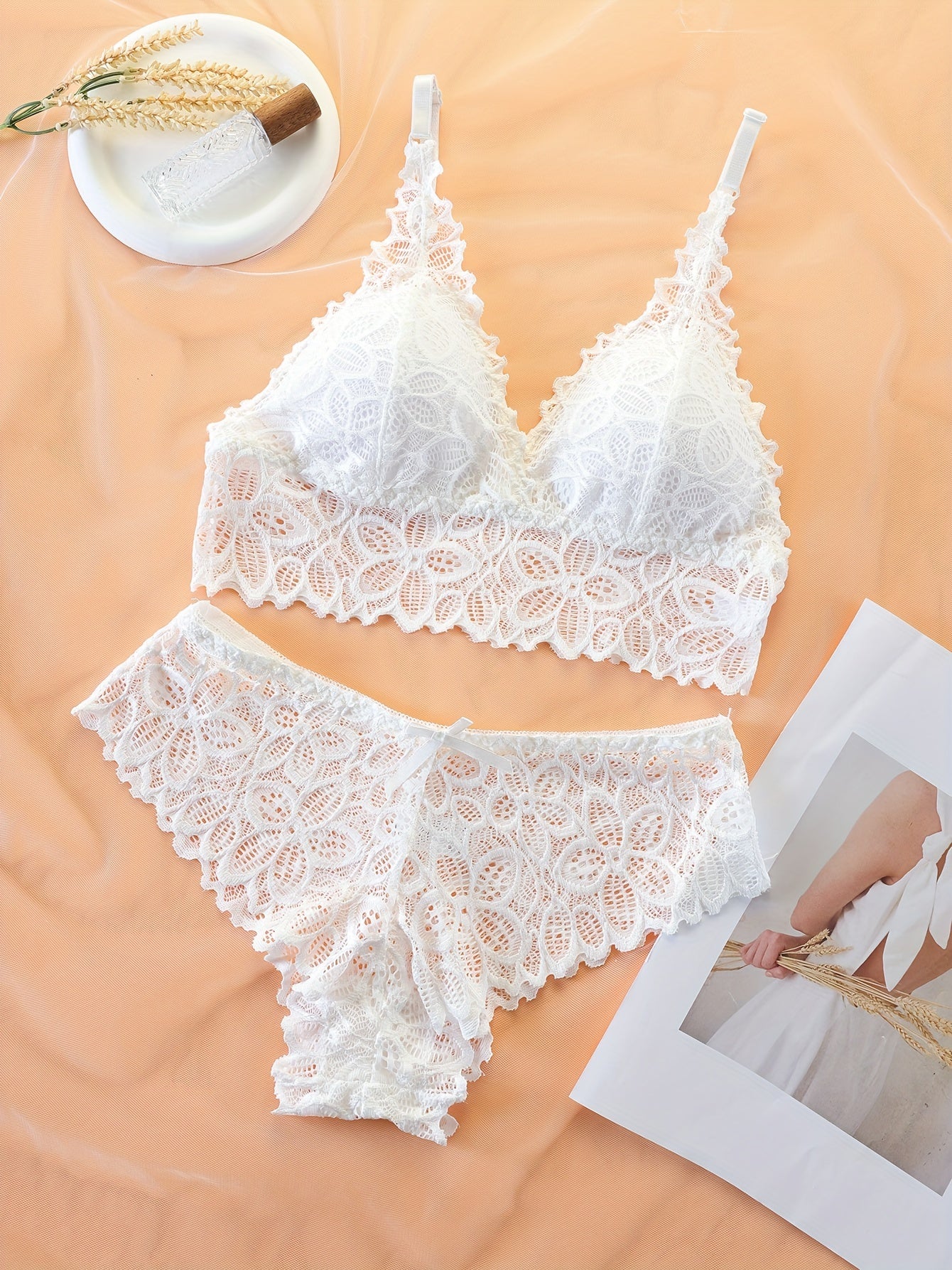 3 Sets Floral Lace Bra & Panties, Wireless Push Up Bra ./MH