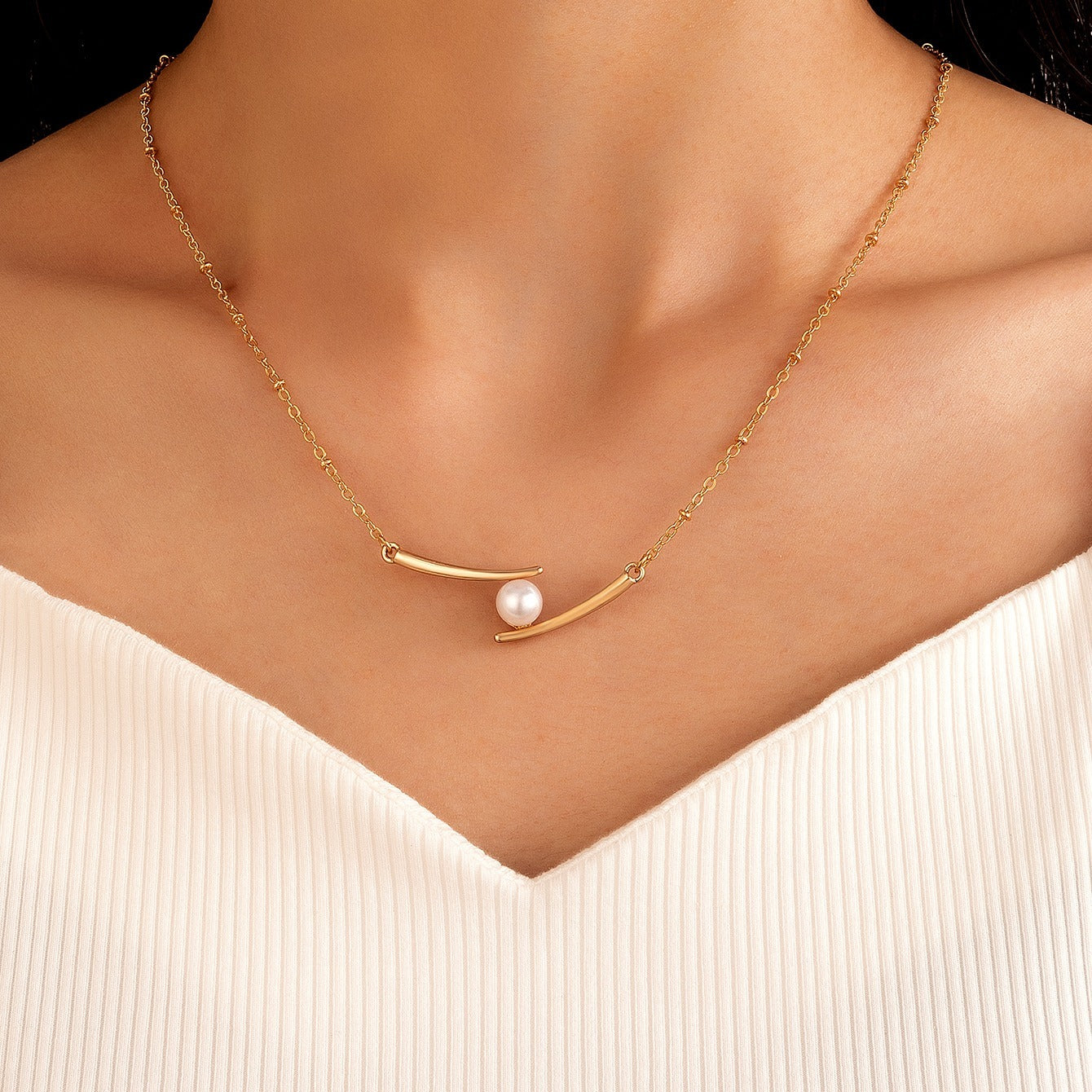 Dainty Necklace With Faux Pearls Pendant Delicate Neck Chain Sweet Jewelry For Women