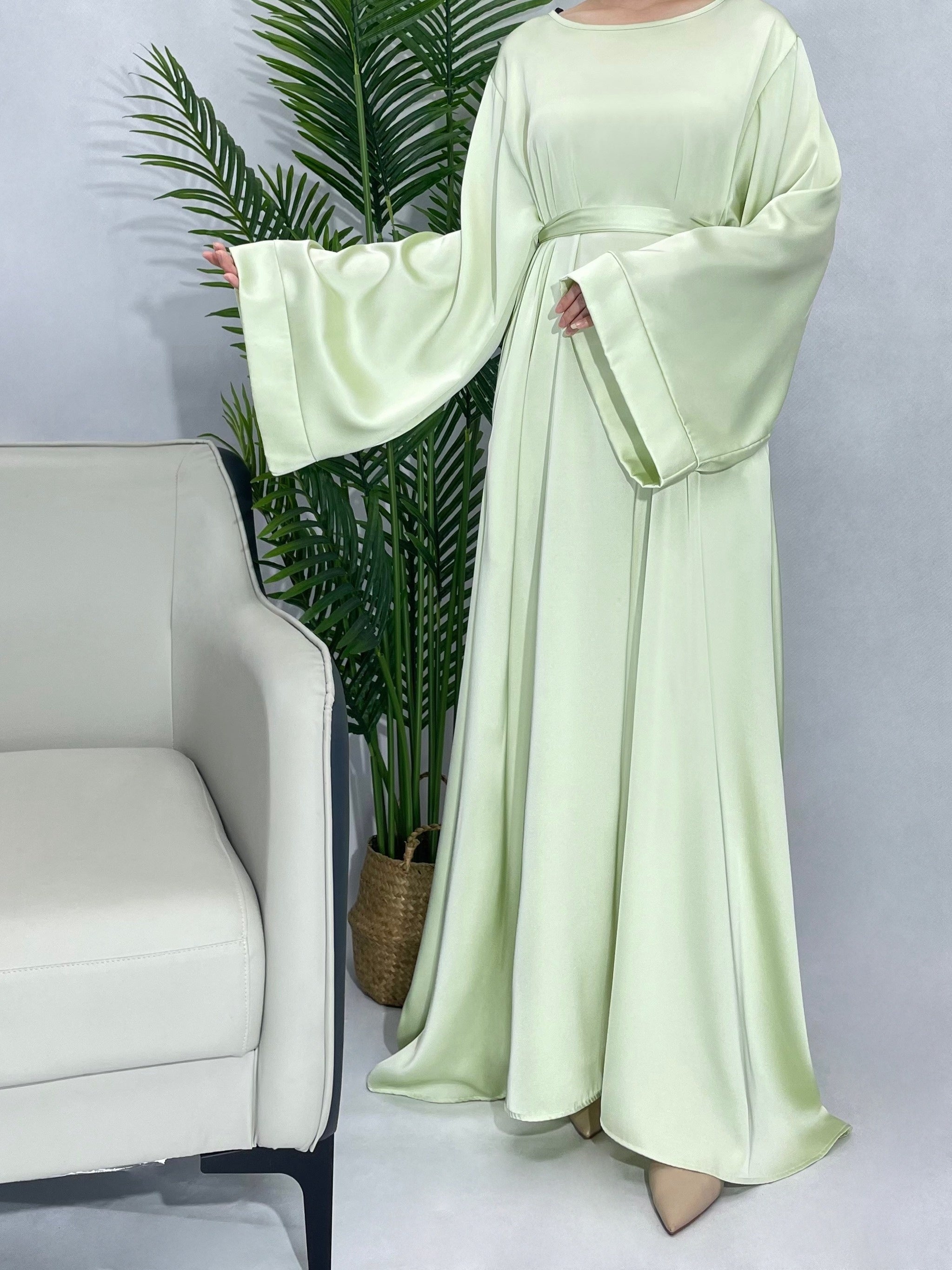 Solid Maxi Kaftan Abaya, Modest Crew Neck Long Sleeve ./MH
