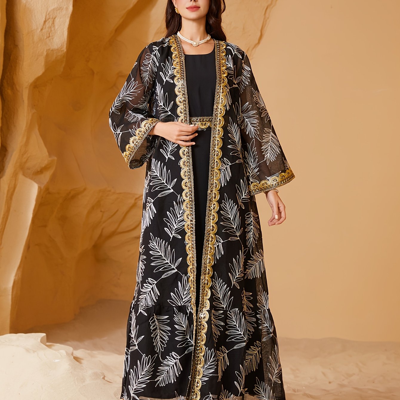Elegant Black Abaya with Golden Floral Embroidery - Stylish Long-Sleeve '/MH