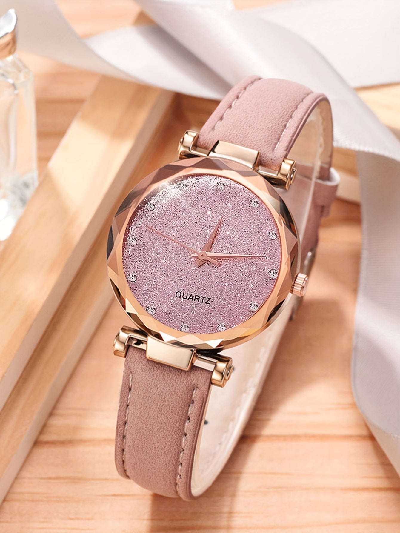 1pc Fashion Trend Rhinestone Quartz Wrist Watch & 5pcs Love Rhinestone Jewelry Set, Birthday Christmas Gift