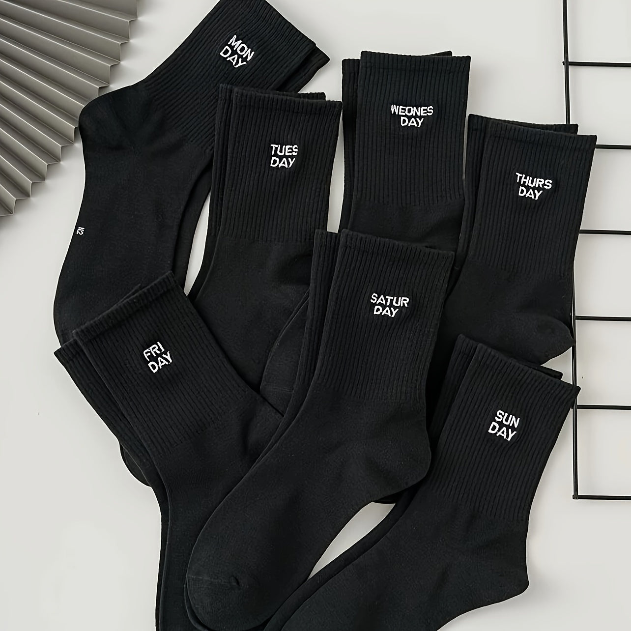 7 Pairs Plus Size Casual Crew Socks Set, Women's./MH