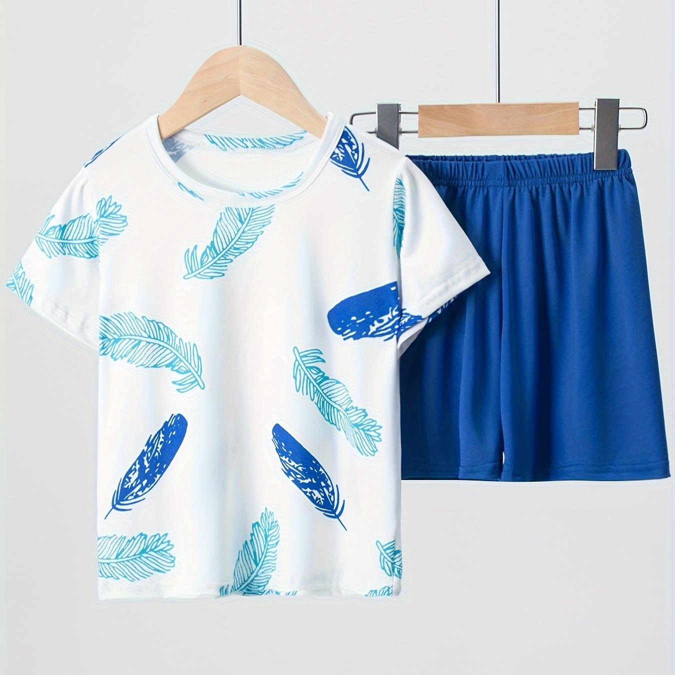 2 Pcs Boys Cute Outfits Sets, Leaves Pattern Short T-Shirts & Shorts,