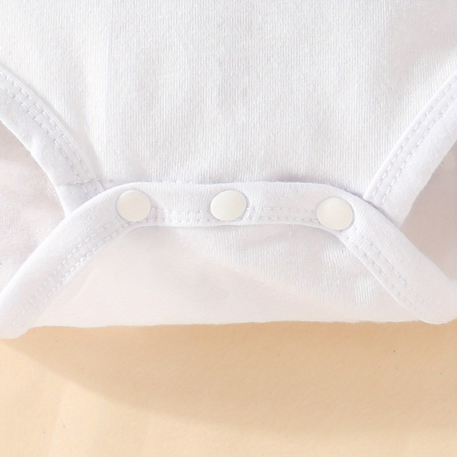 3pcs Short Sleeve & Shorts Set for Newborns - "I'm Daddy's Girl"