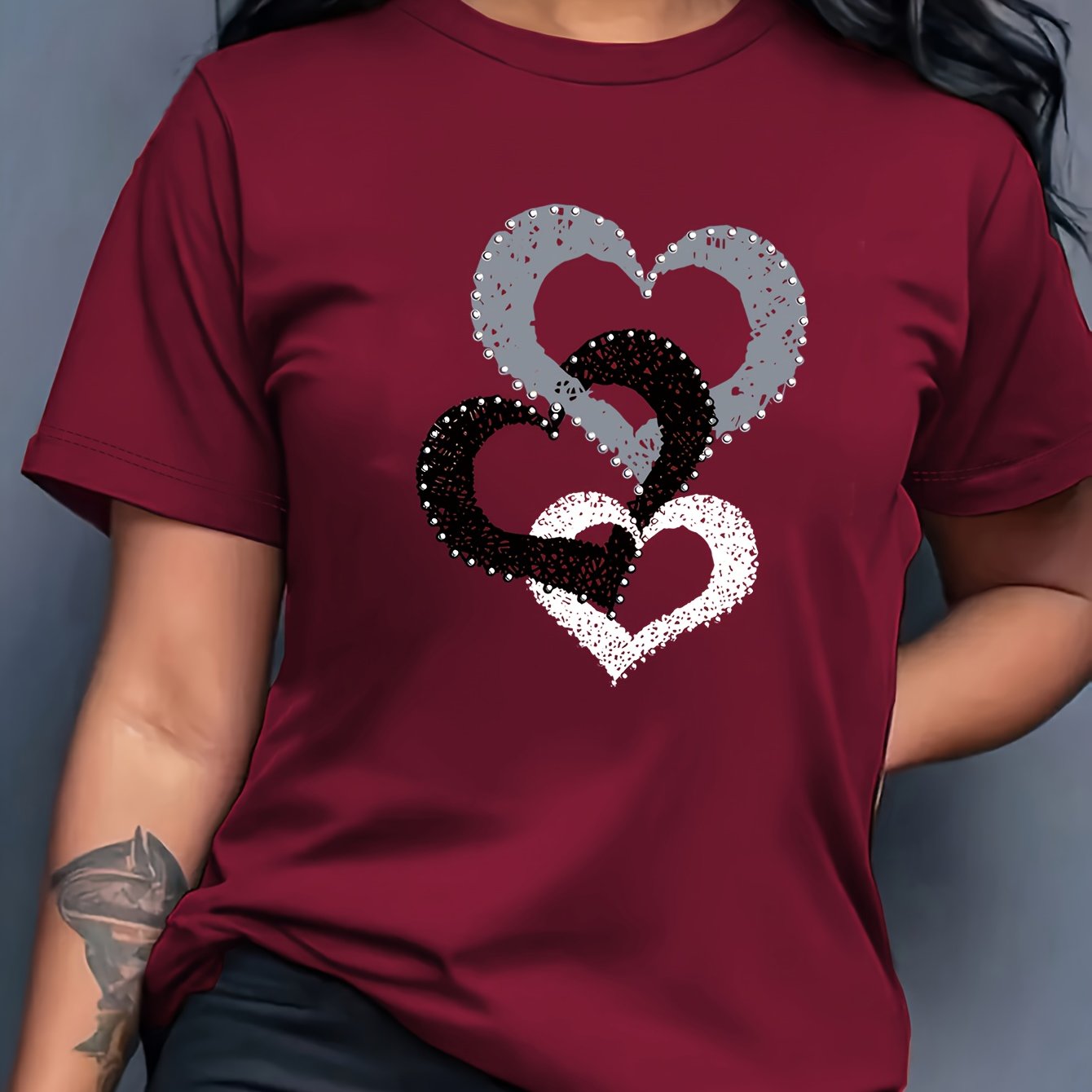 Women's Casual Short Sleeve T-Shirt with Overlapping Heart Print.