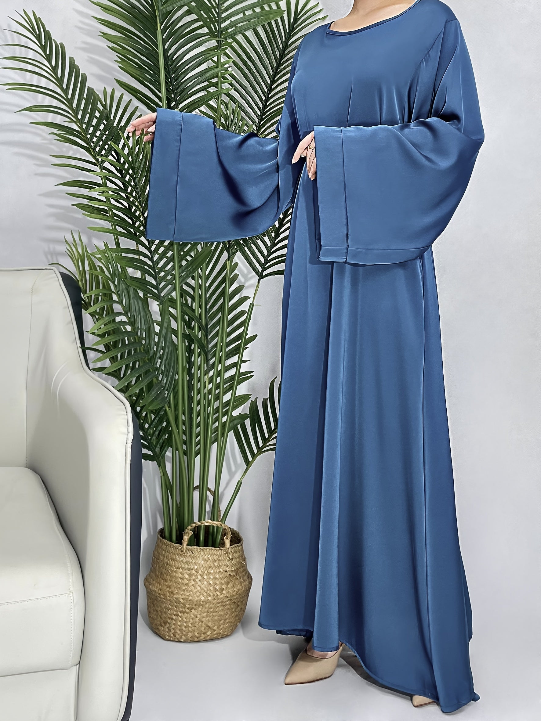 Solid Maxi Kaftan Abaya, Modest Crew Neck Long Sleeve ./MH