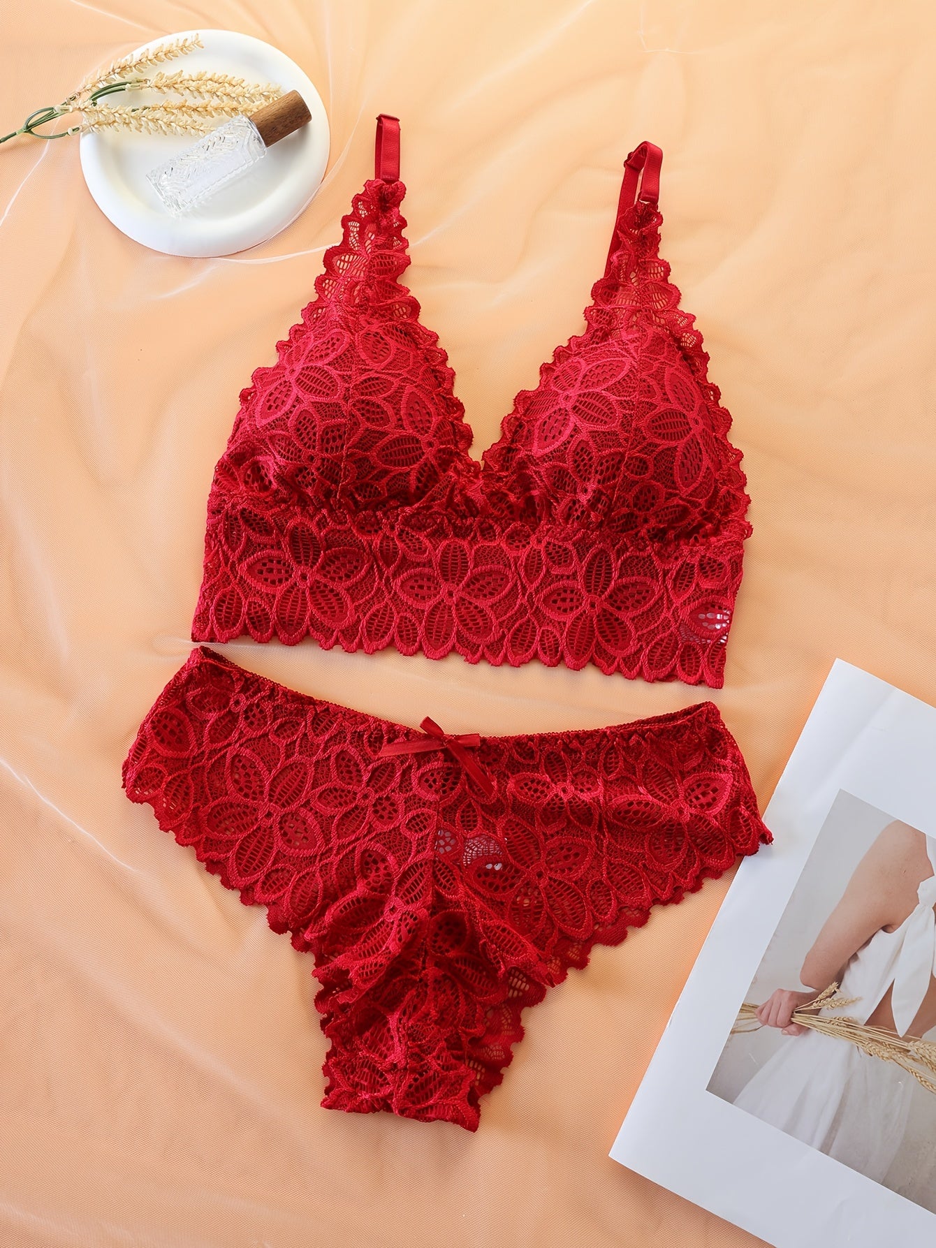 3 Sets Floral Lace Bra & Panties, Wireless Push Up Bra ./MH