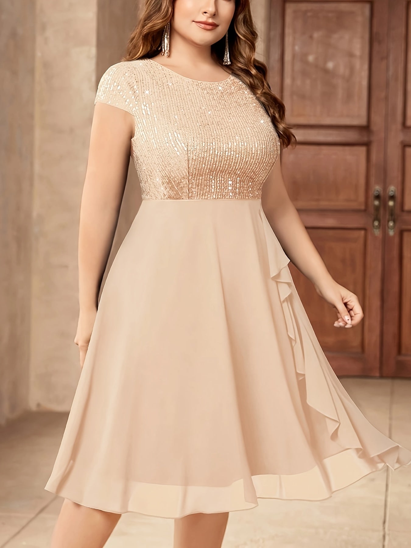 Women'S Plus-Size Chiffon Dress with Sequin Patchwork