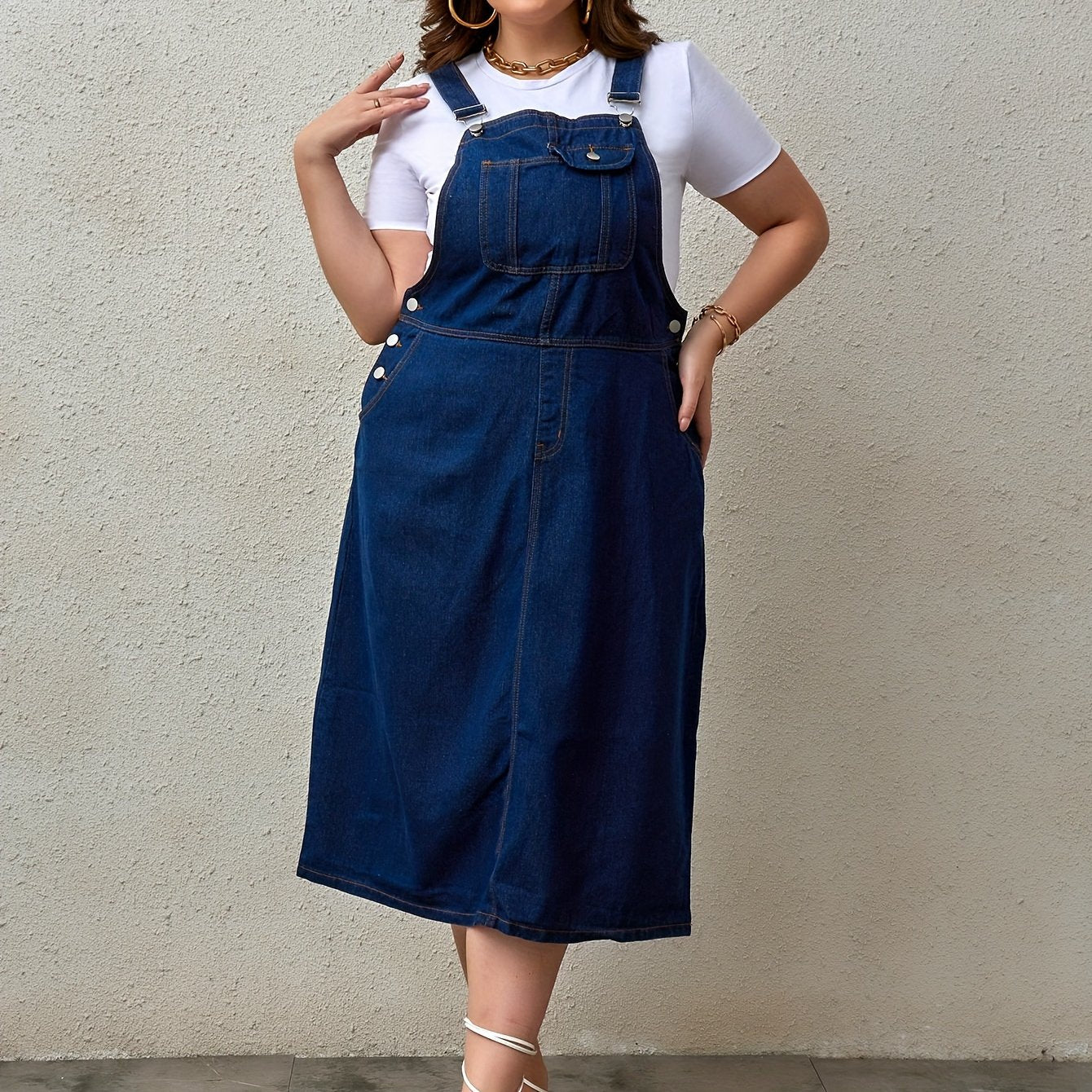 Plus-size denim dress with one-piece straps