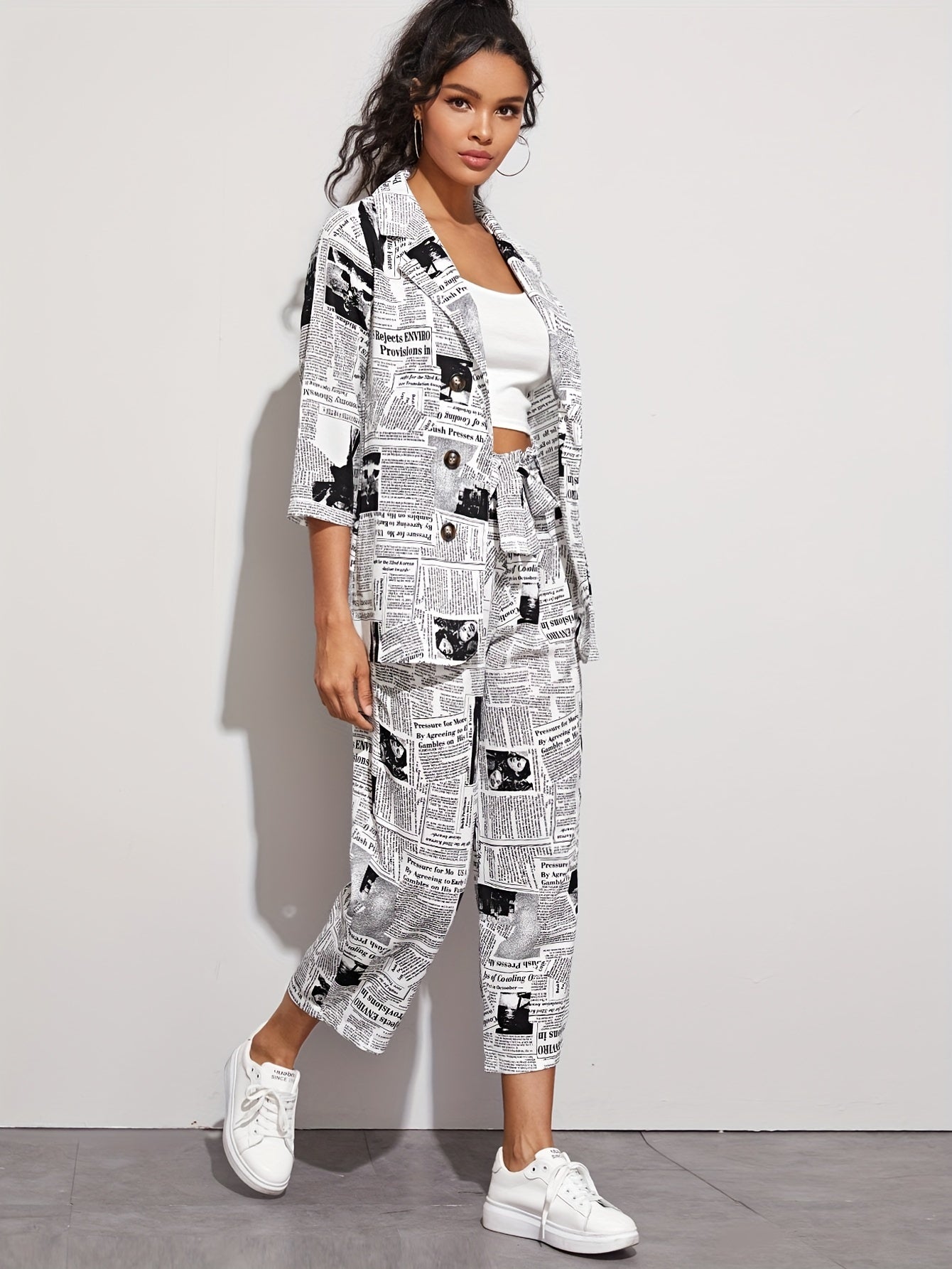 Stylish Newspaper Print 2 Piece, Button Front Lapel Neck Blazer.