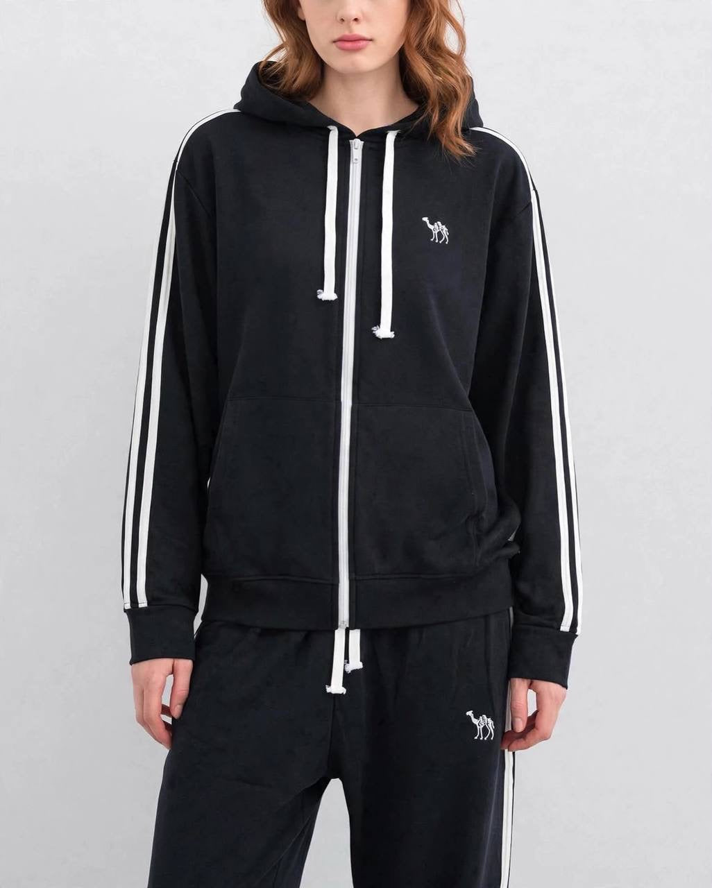 Outline Women’s Tracksuit Set | MH Edition