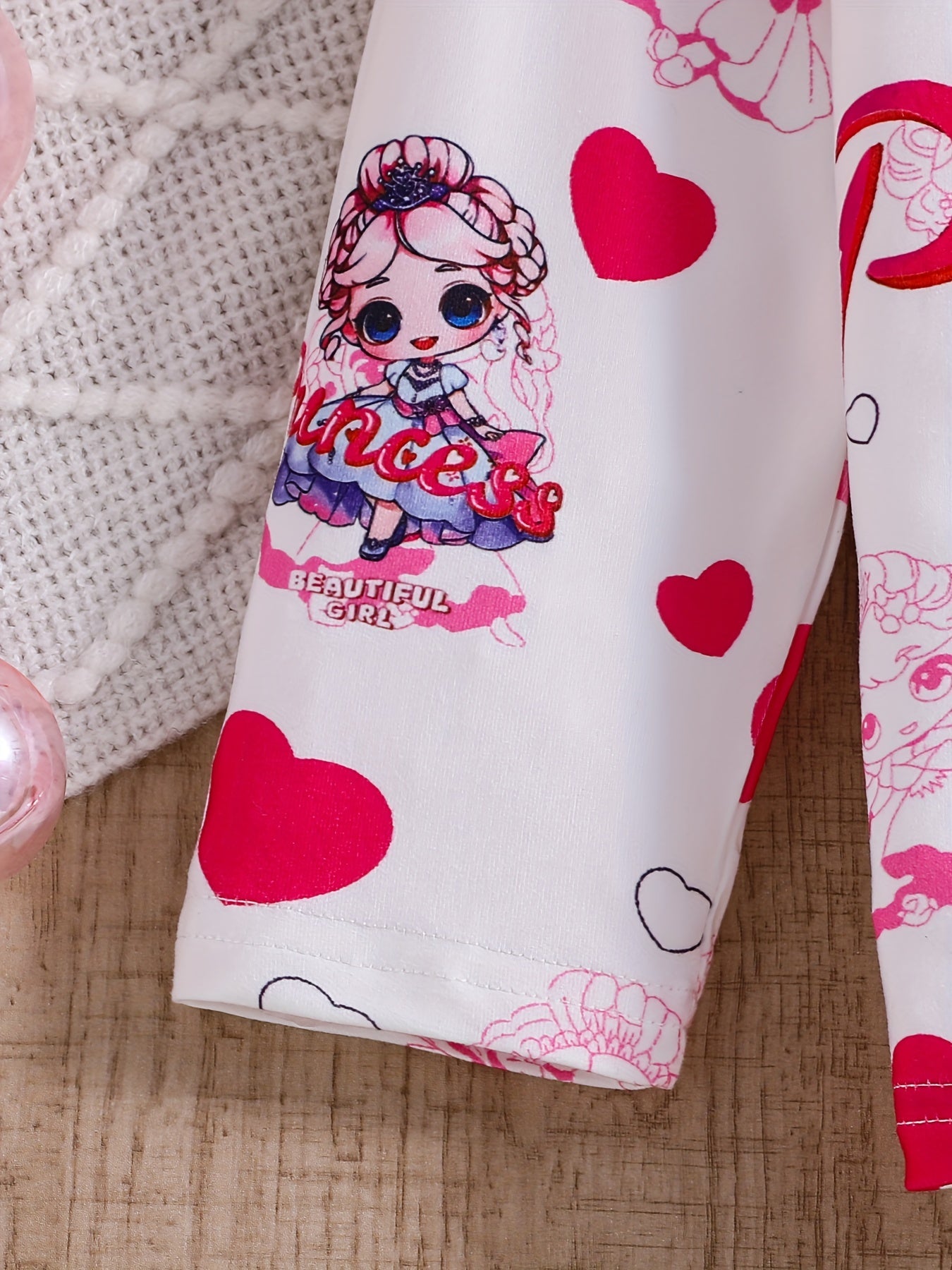 Girls' 2-Piece Pajama Set, Fashionable Princess Heart Print, Long Sleeves .