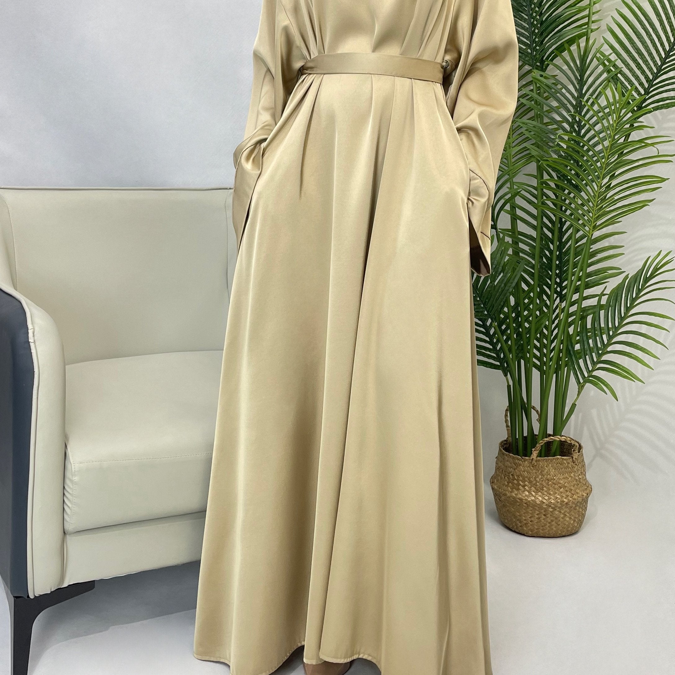 Solid Maxi Kaftan Abaya, Modest Crew Neck Long Sleeve ./MH