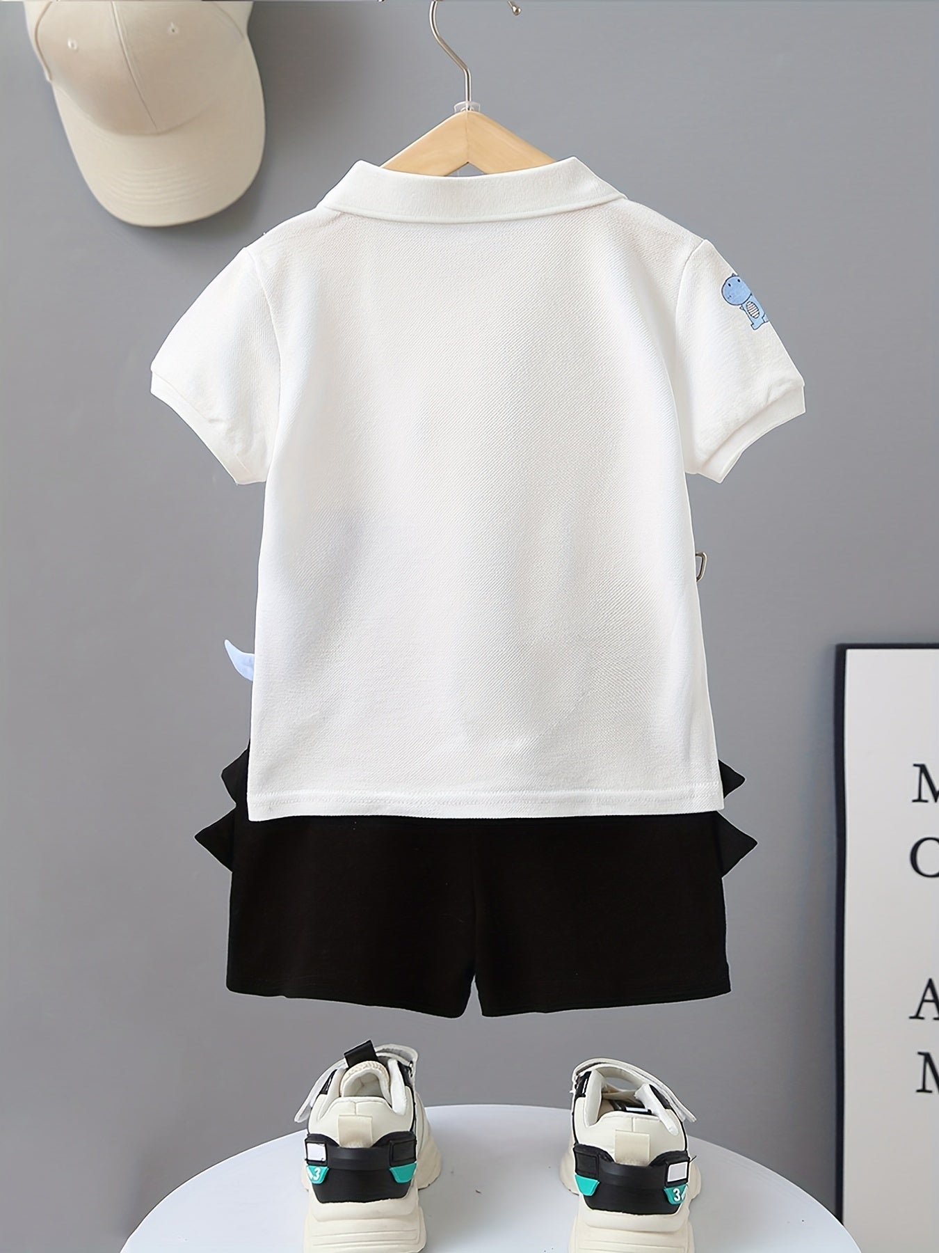 2pcs Boys Dinosaur Graphic Short Sleeve Button Shirt Tops.