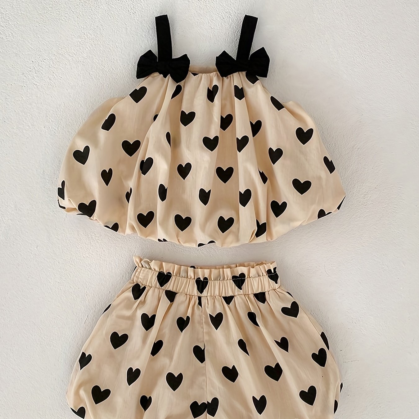 Baby Cotton Sleeveless Bowknot Decor Cami Top+Apricot Love Print Shorts 2pcs Set For Toddler Girls