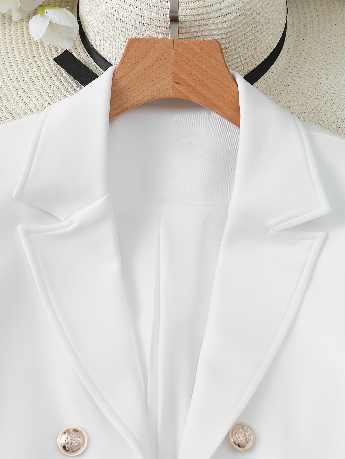 Two-Piece Floral Print Suit Set - Elegant Double Breasted Blazer.