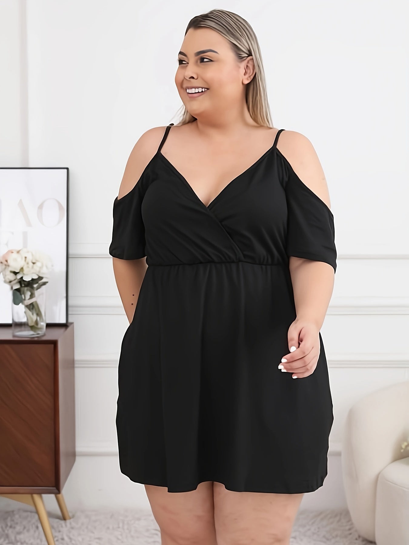 Plus Size Solid Cinched Waist Cold Shoulder Dress,/MH