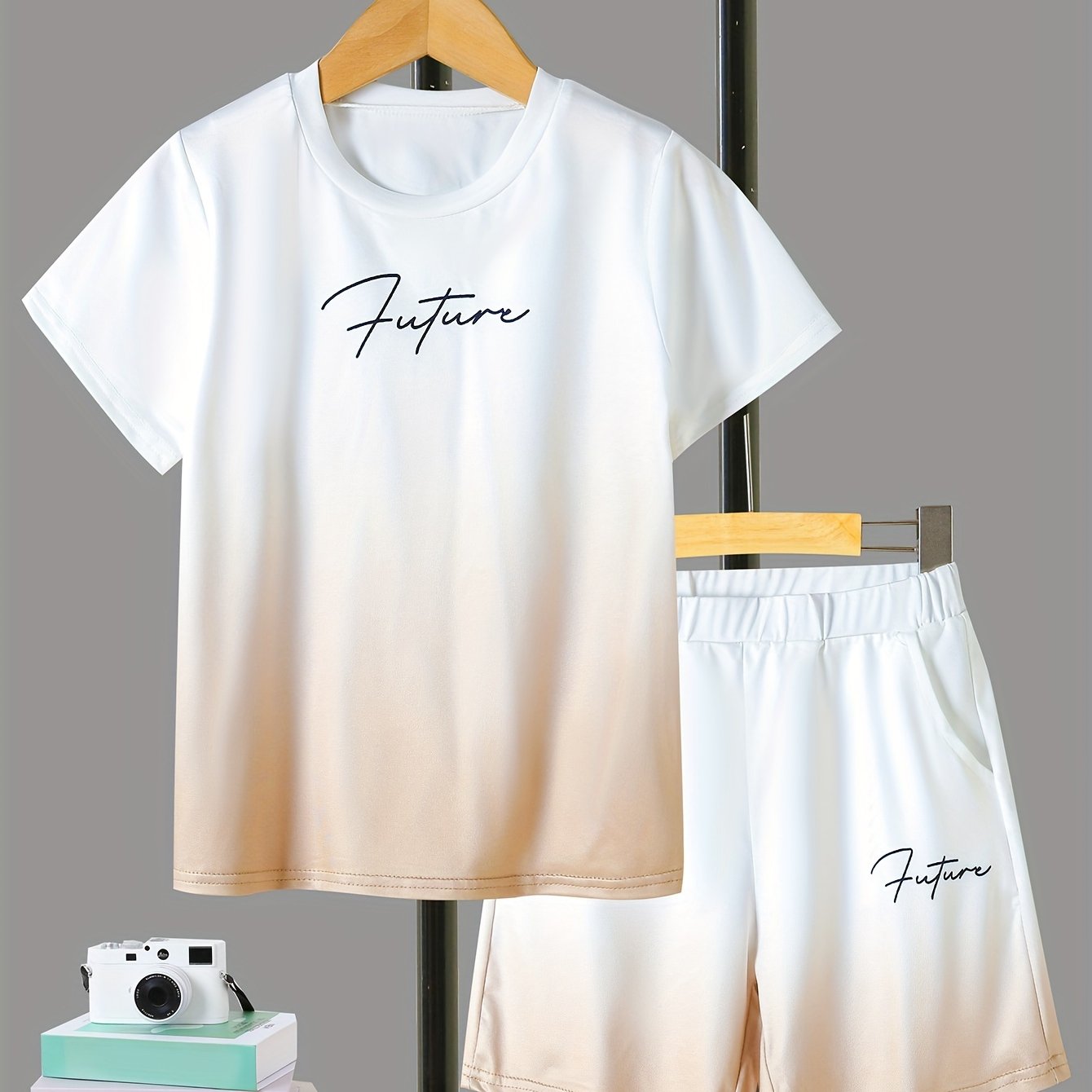 Boy's Color Gradient 2pcs, T-shirt & Shorts Set,