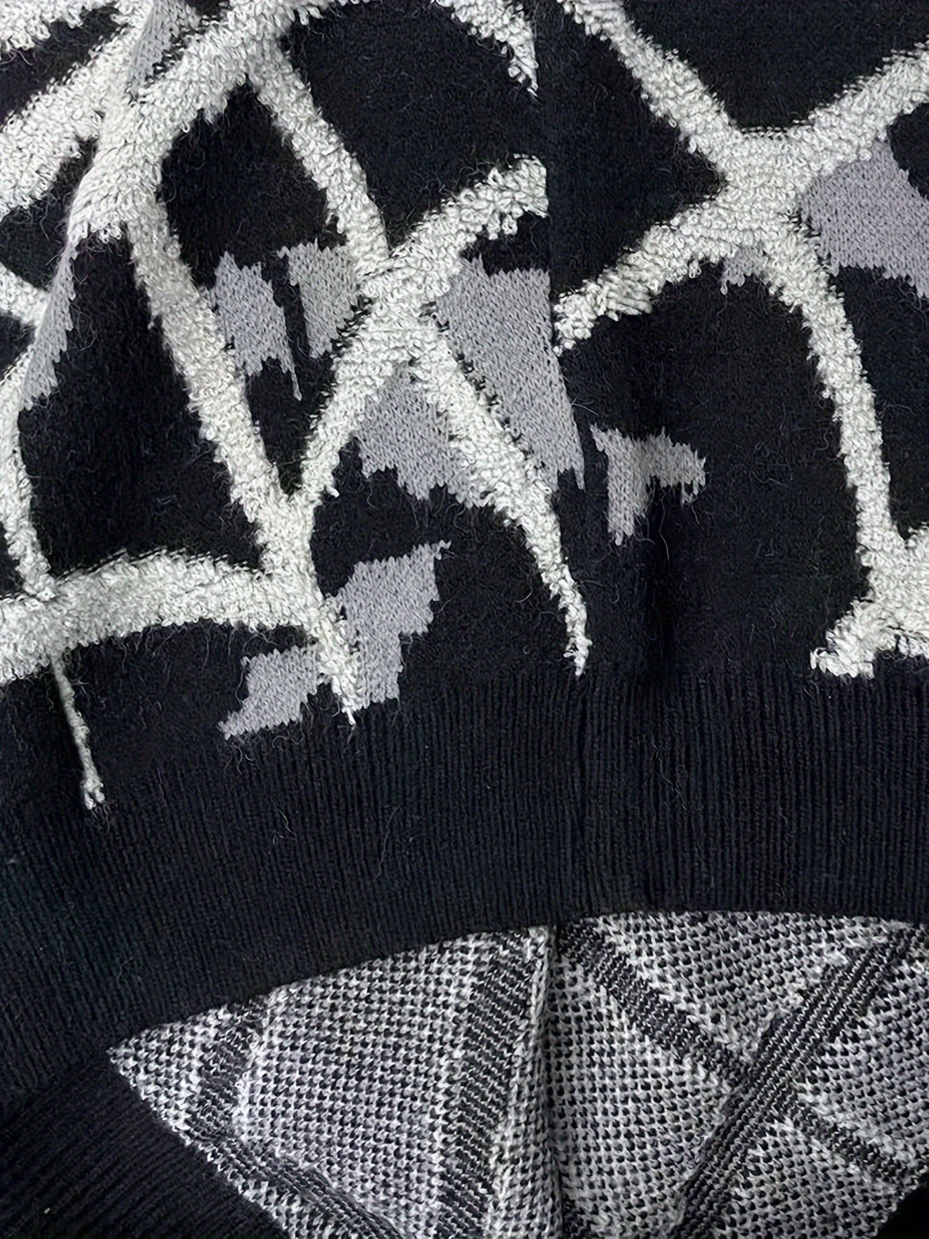 Spider Cobweb Pattern Knitted Sweater, Men's Casual Warm.