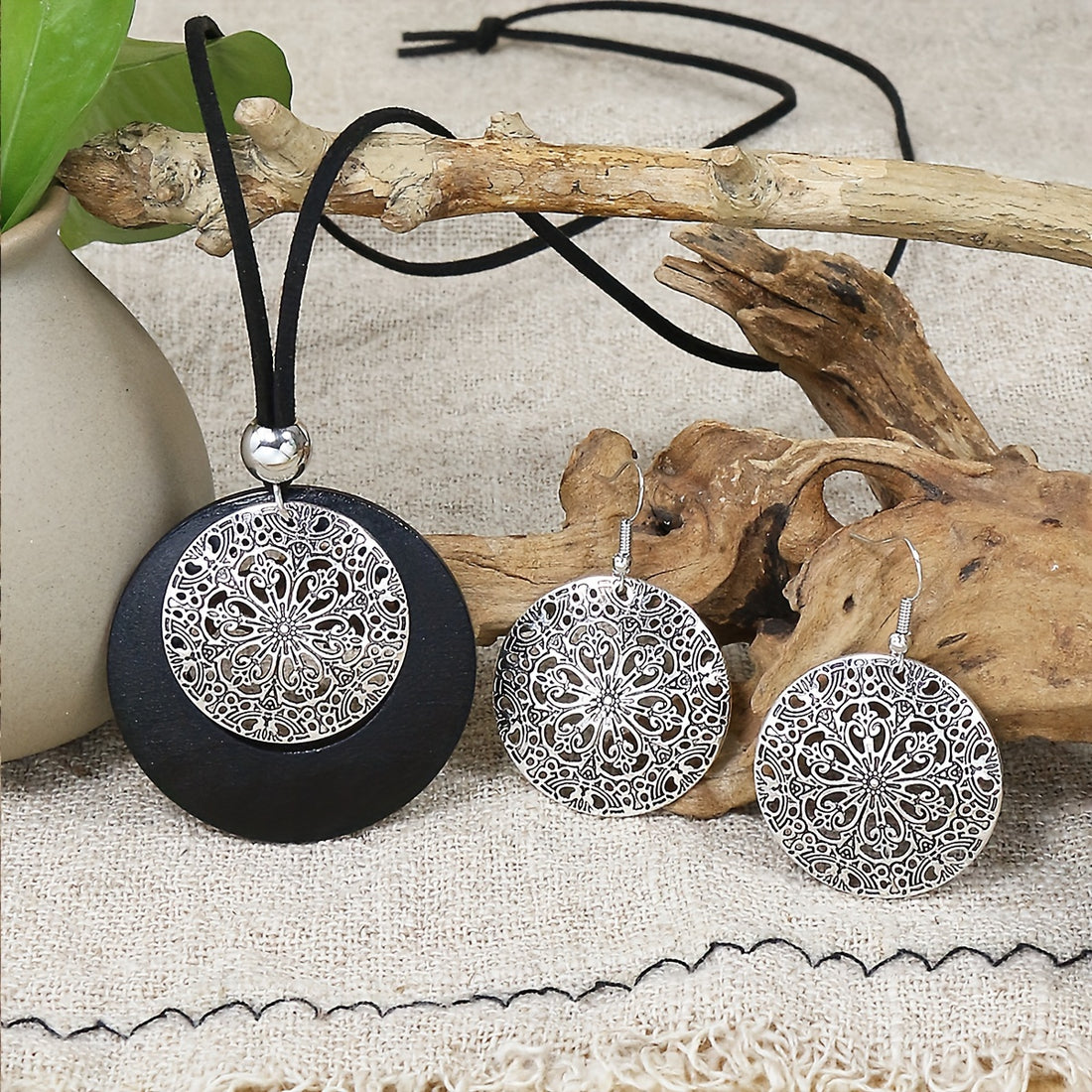 Vintage Court Ethnic Style Earrings Necklace Set.