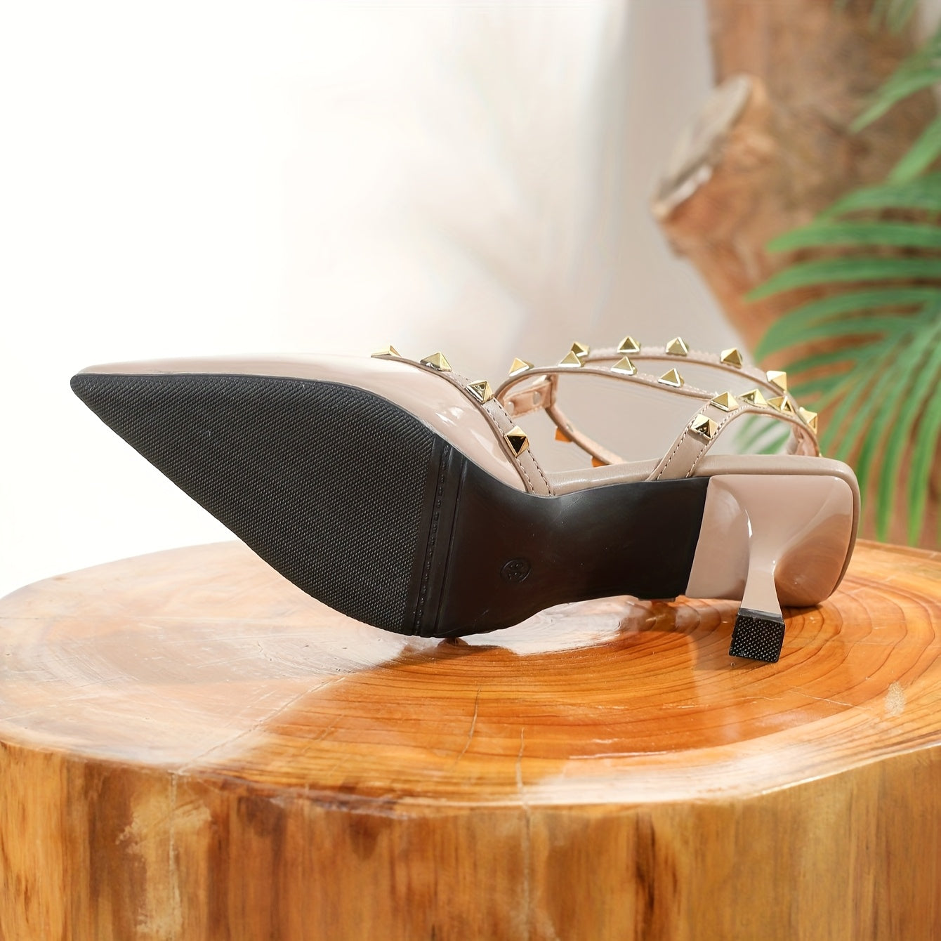 Women's Light Pink Pointed-Toe Stiletto Heels./MH