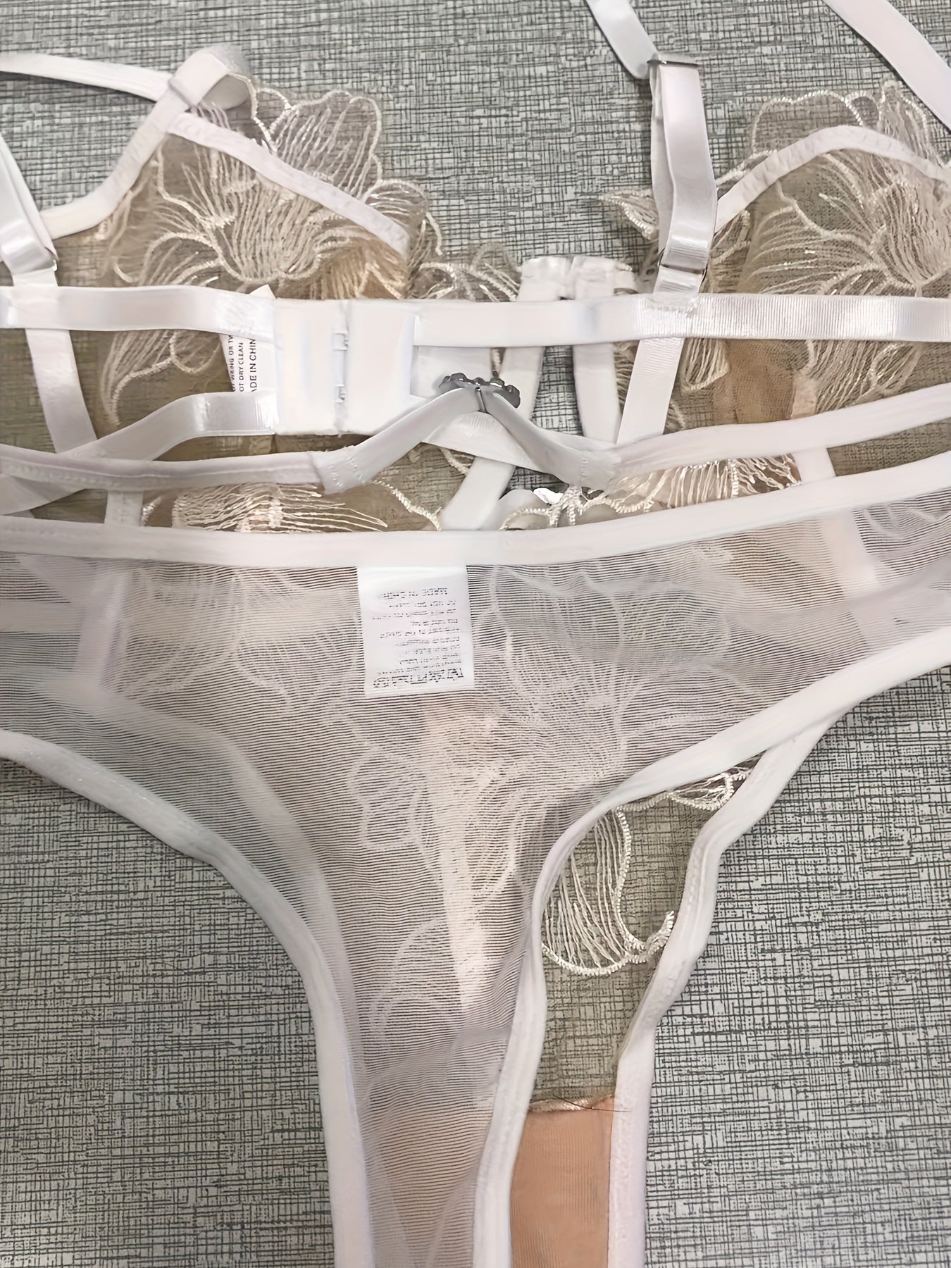 Sexy Floral Embroidery Lace Bra & Panty, Heart Ring Decor Bra'/MH