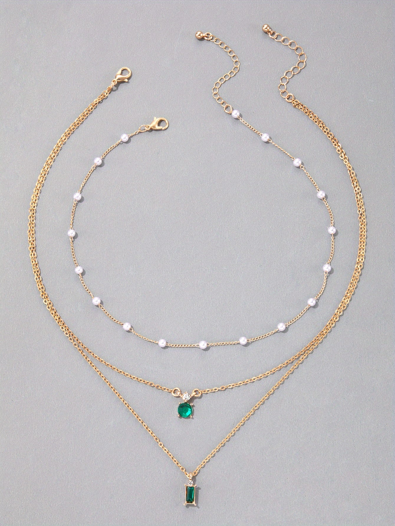 Sweater Chain Creative Retro Imitation Emerald Faux Pearl Chain.