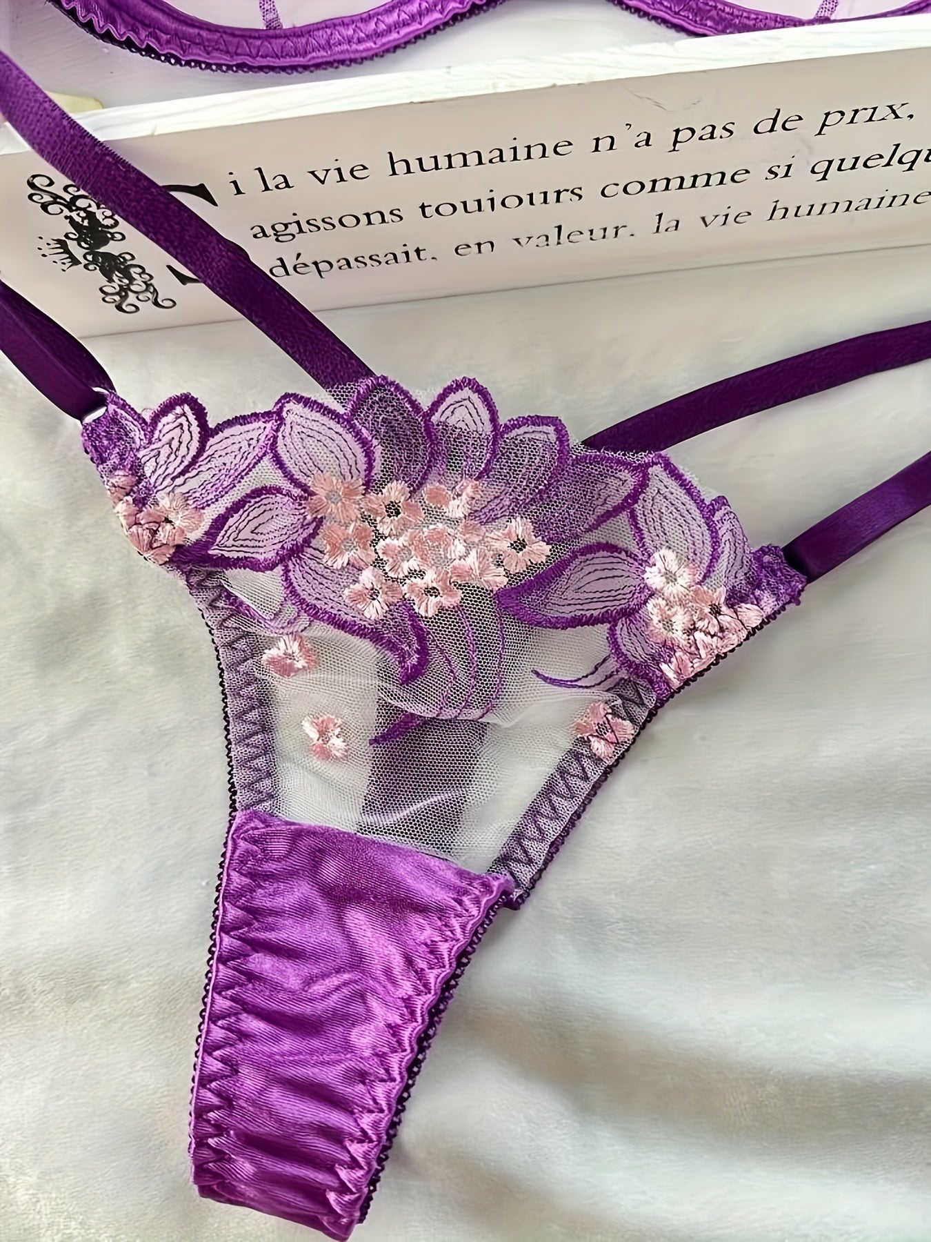 Flower Pattern Spaghetti Straps Lingerie Set For Women, Bra And Thong,/MH