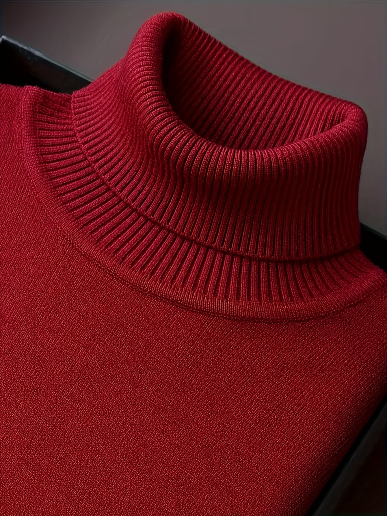 Men's Casual Solid Color Turtleneck Sweater .