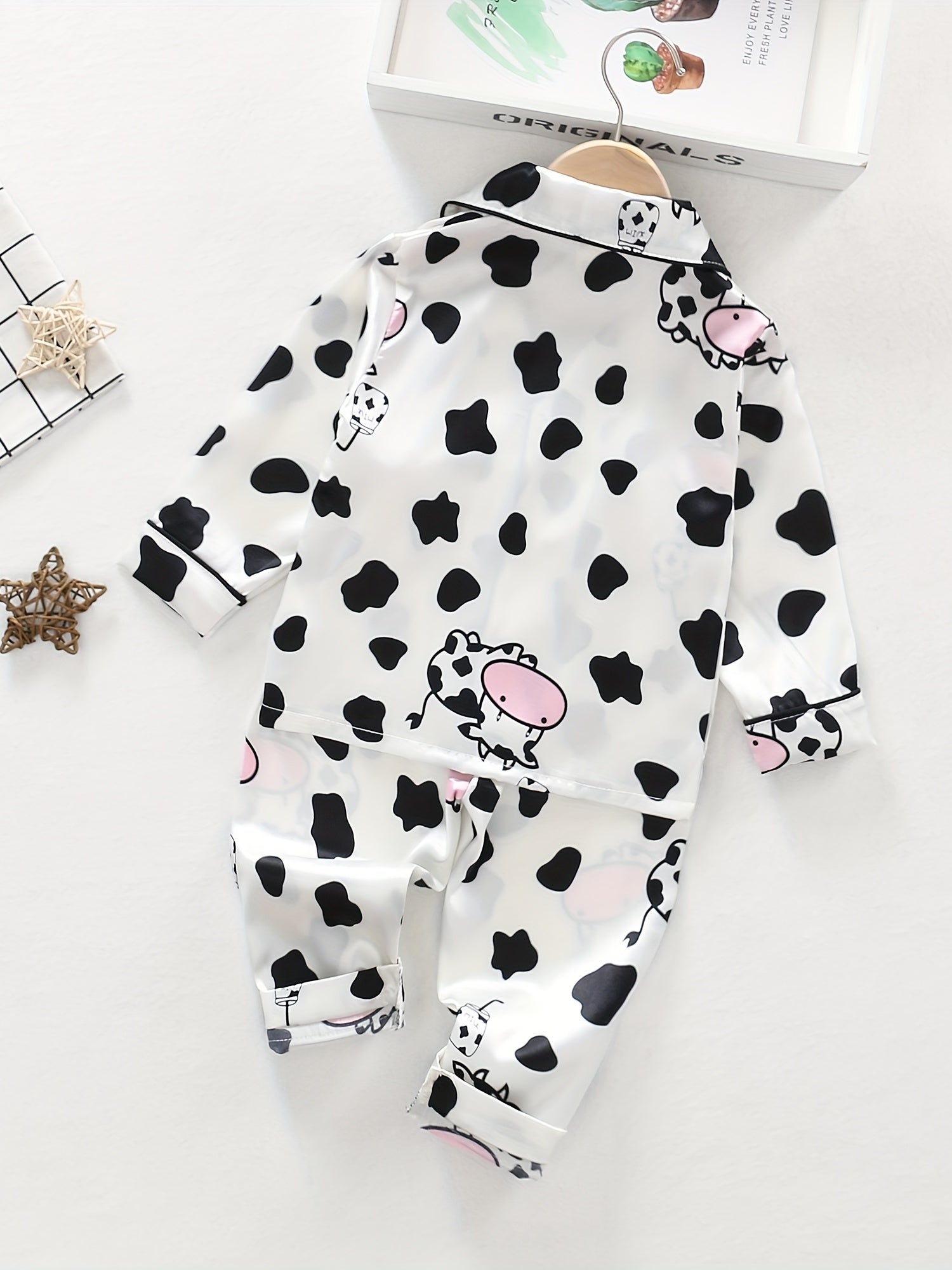 Cow Pattern Kid's Pajamas 2pcs, Long Sleeve Top