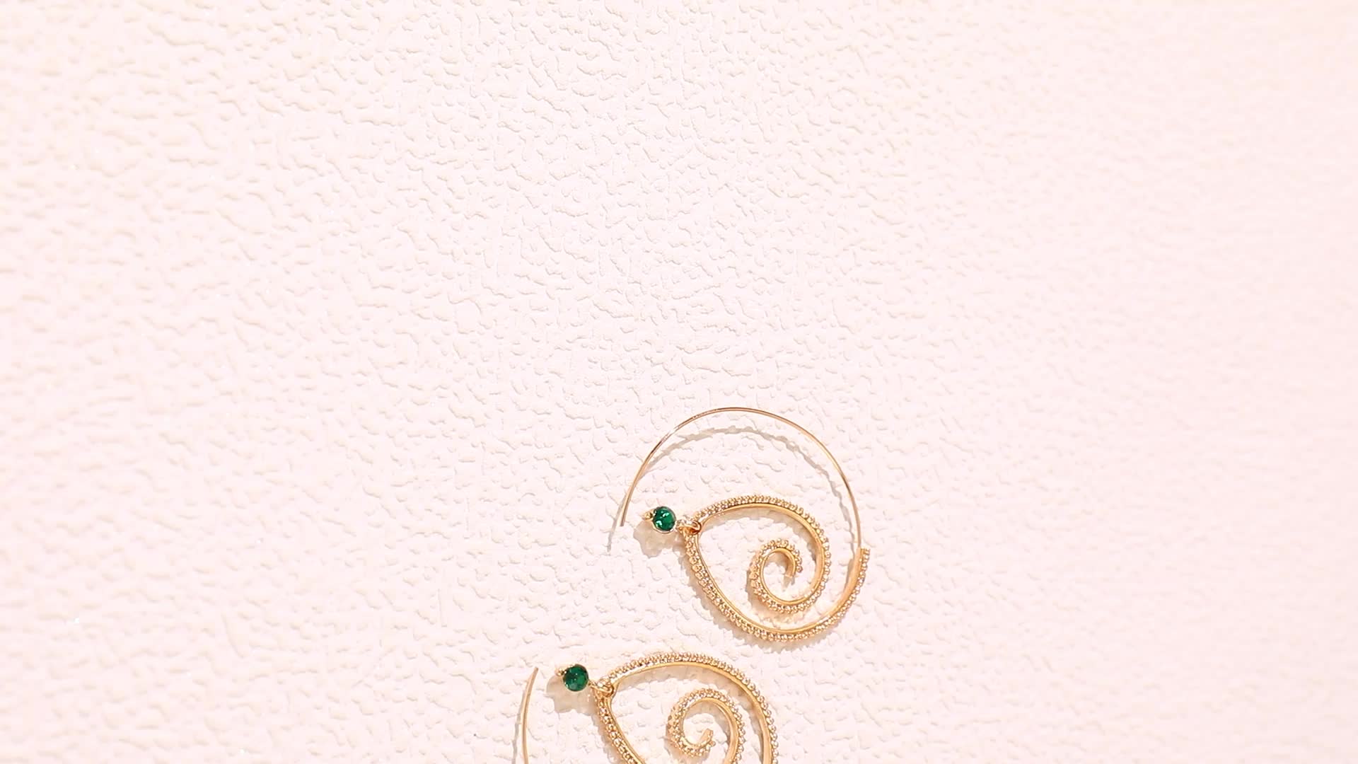 Exaggerated Large Spiral Earrings Swirl Gear Heart Shape Vintage Ear Jewelry For Women 1Pair