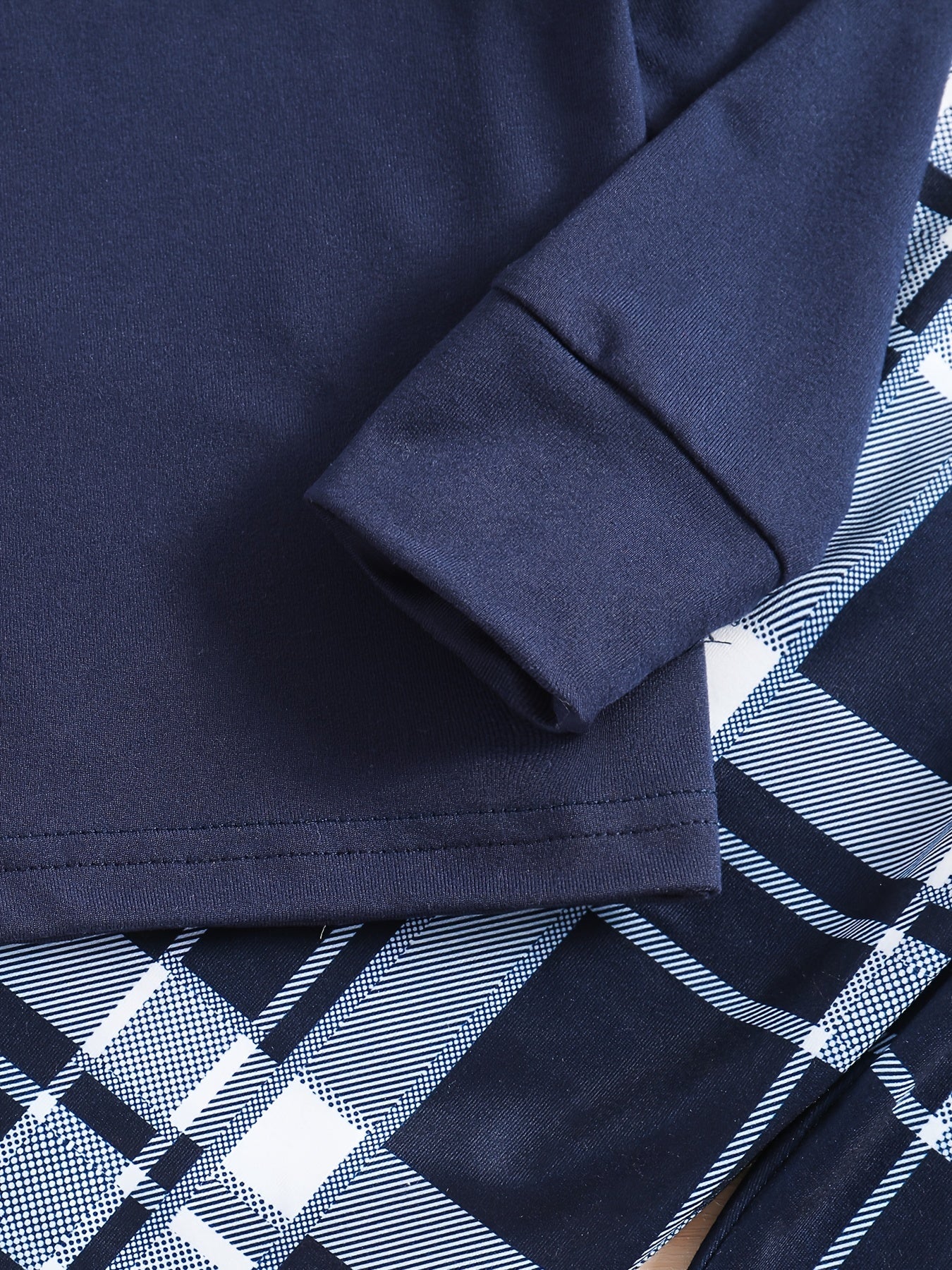 2pcs Plaid Pattern Pajamas For Kids, Pocket Front Long Sleeve Top & Pants Set,