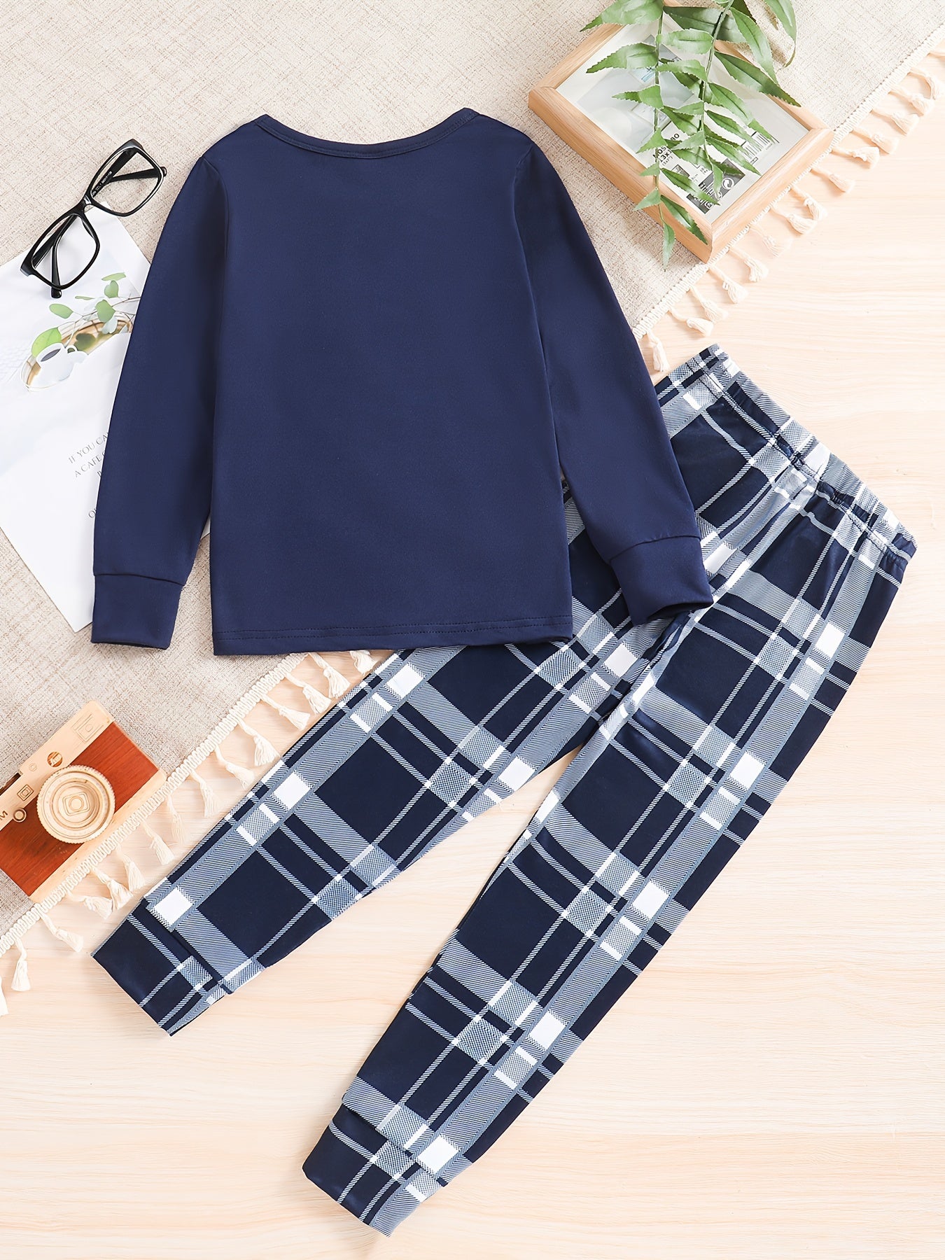 2pcs Plaid Pattern Pajamas For Kids, Pocket Front Long Sleeve Top & Pants Set,