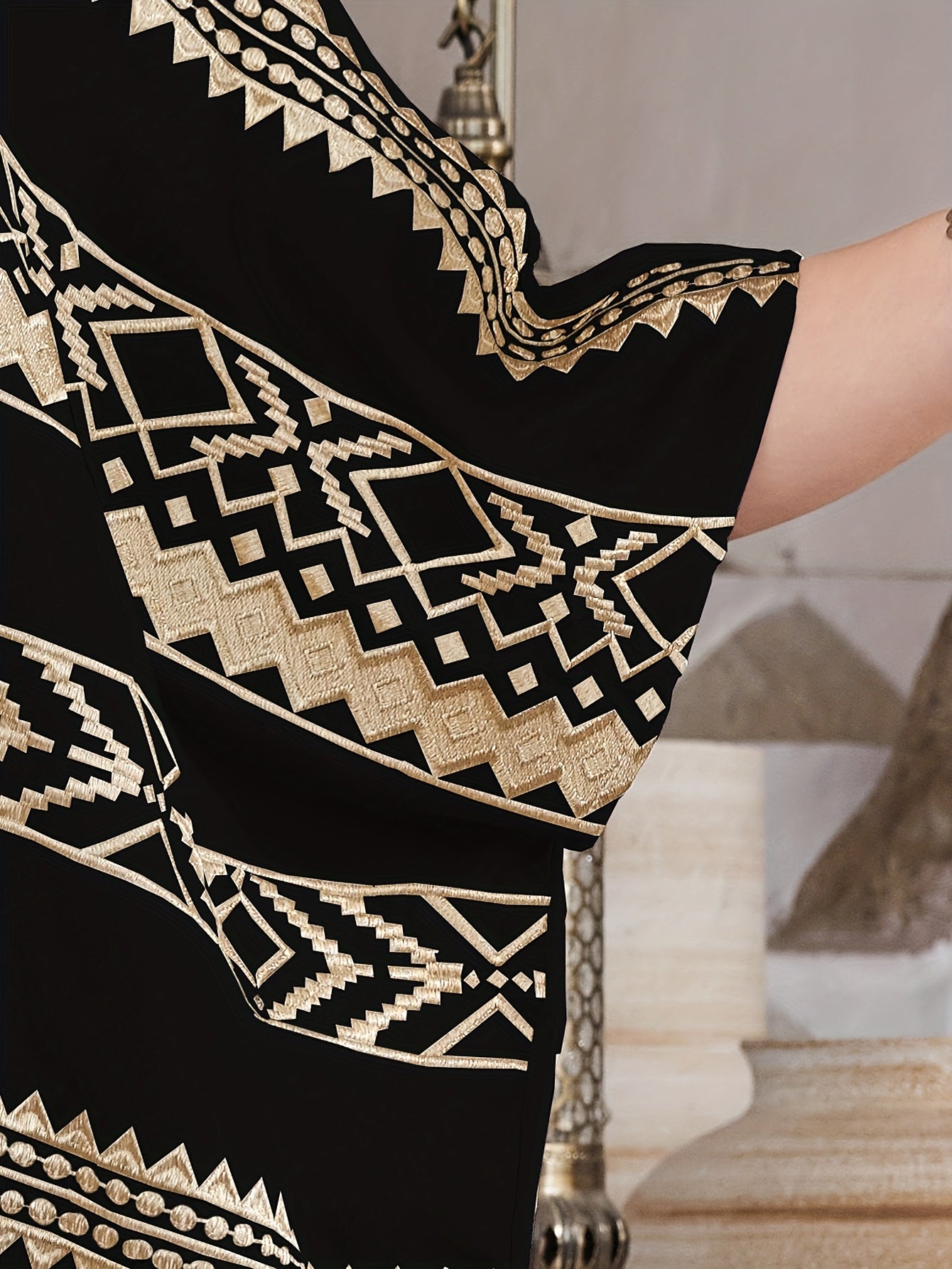 Elegant Ramadan Jalabia Dress - Golden & Black Geometric Embroidery,/MH