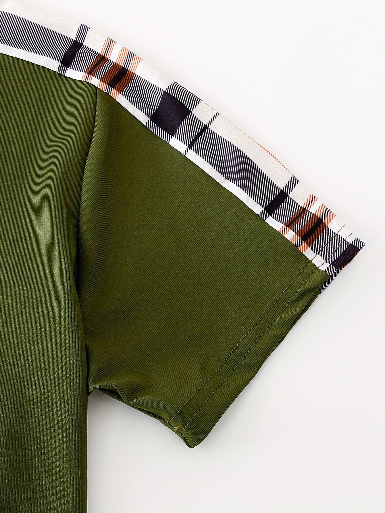 3pcs Boys Casual Solid Short Sleeve T-shirt & Smile Face Print Shorts.