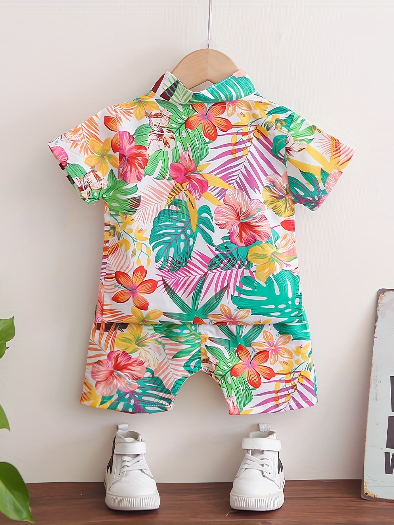 Boys Leaf And Flower Print Casual Outfit Short Sleeves .
