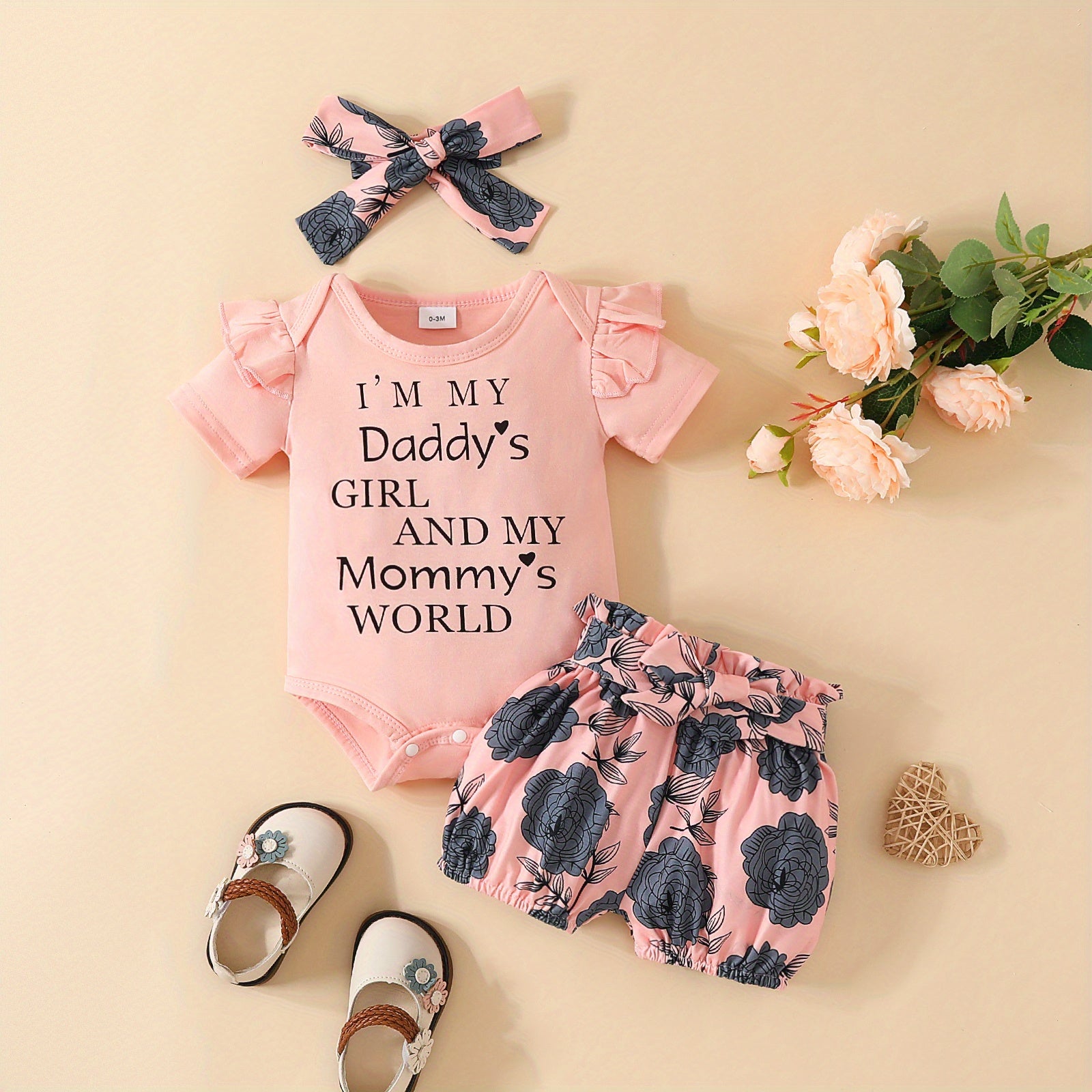 3pcs Short Sleeve & Shorts Set for Newborns - "I'm Daddy's Girl"