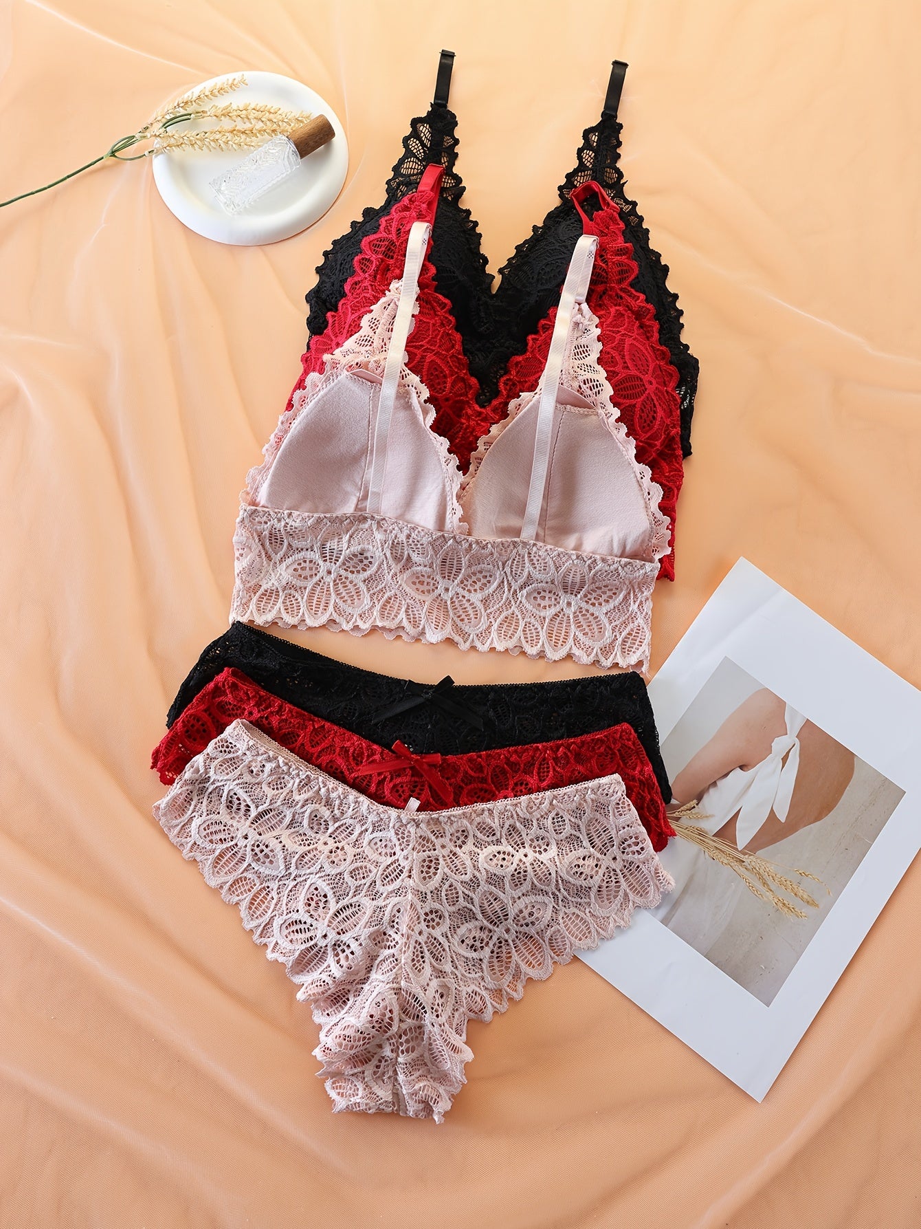 3 Sets Floral Lace Bra & Panties, Wireless Push Up Bra ./MH
