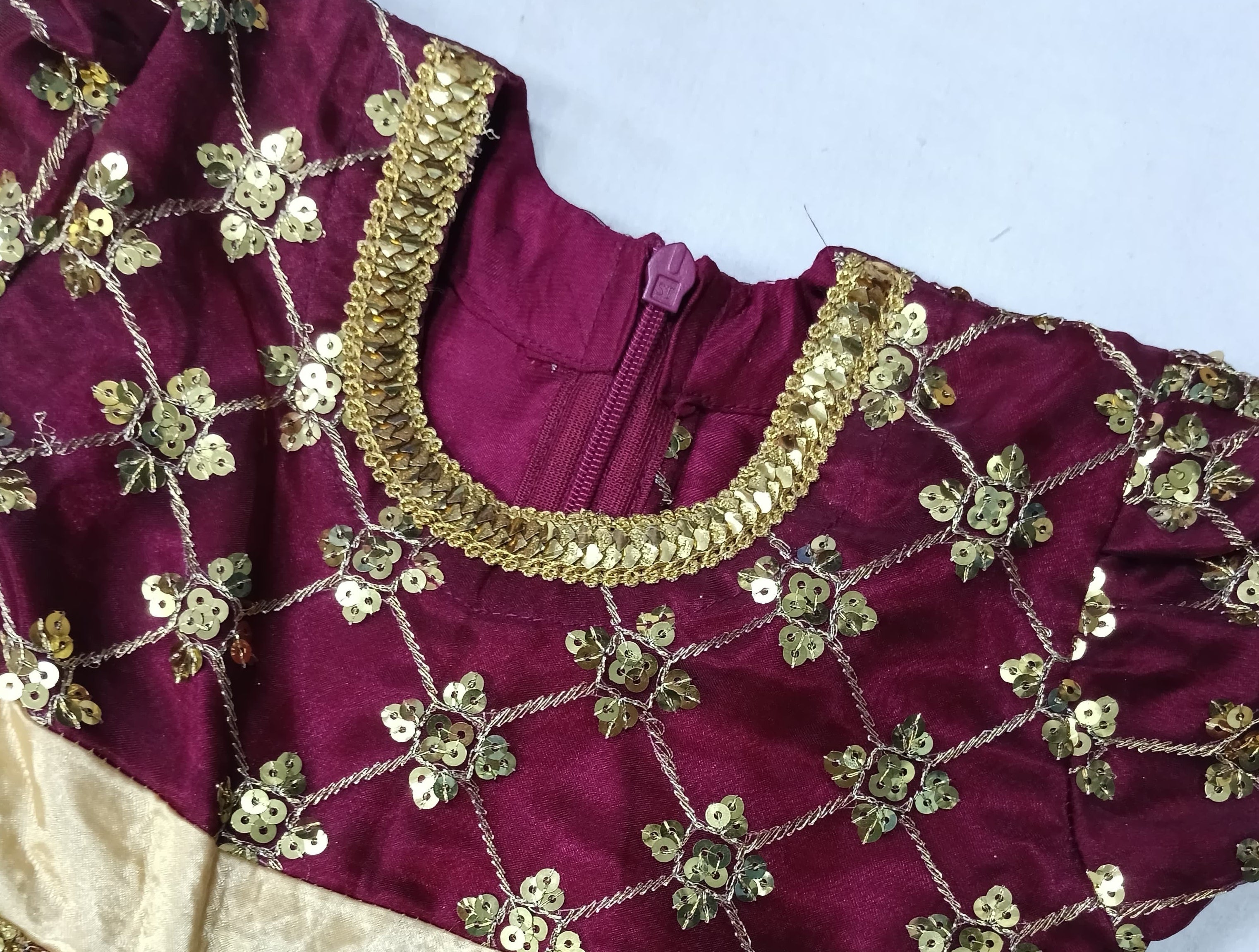Omani Heritage Burgundy & Gold Toddler Dress - Festive Sequin Embroidery (Age 2 Years) 
Quantity 1pc
Size 2y