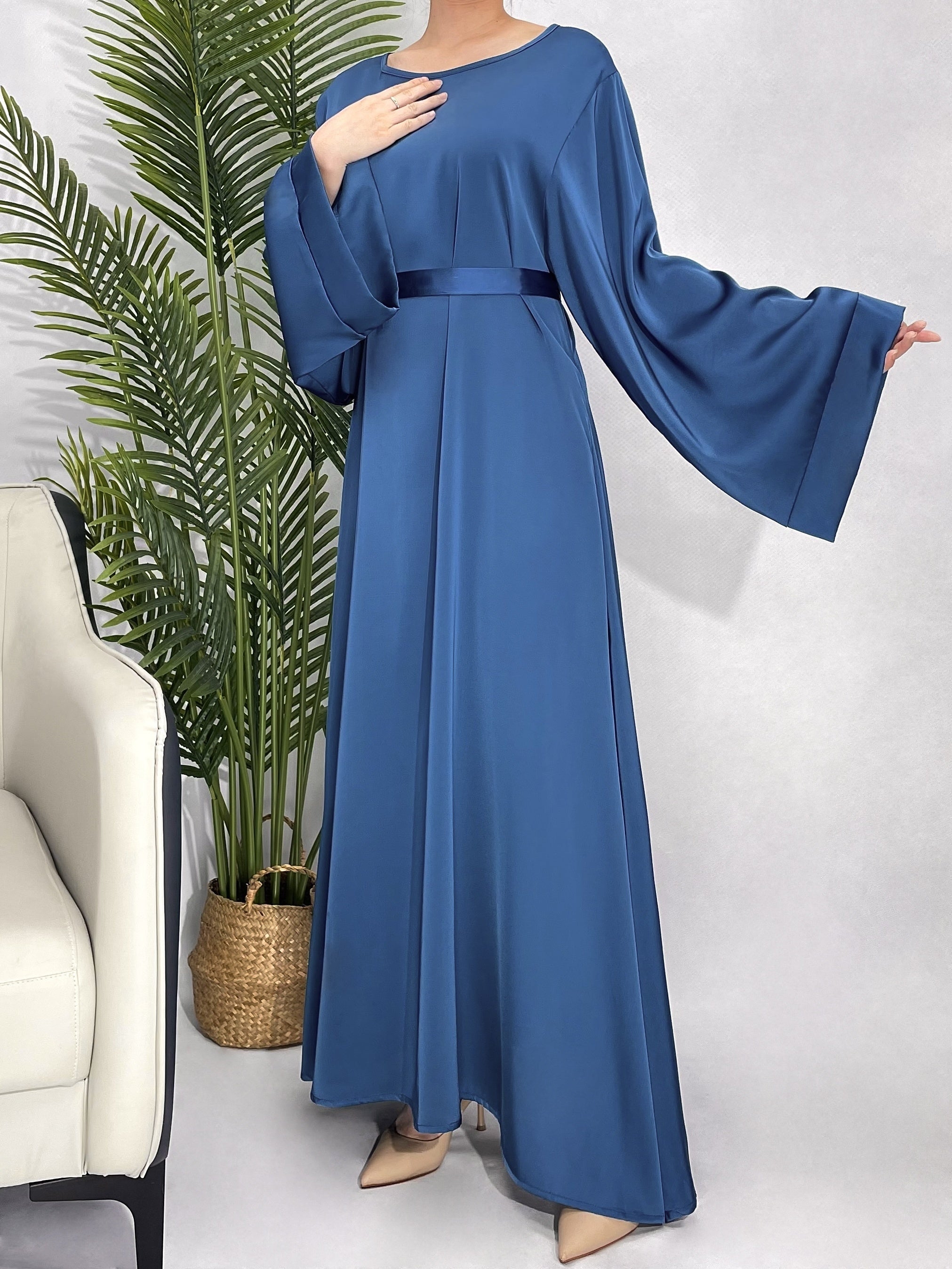 Solid Maxi Kaftan Abaya, Modest Crew Neck Long Sleeve ./MH