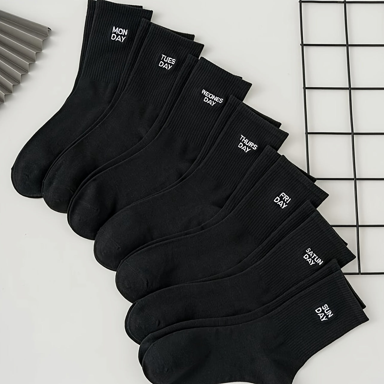 7 Pairs Plus Size Casual Crew Socks Set, Women's./MH