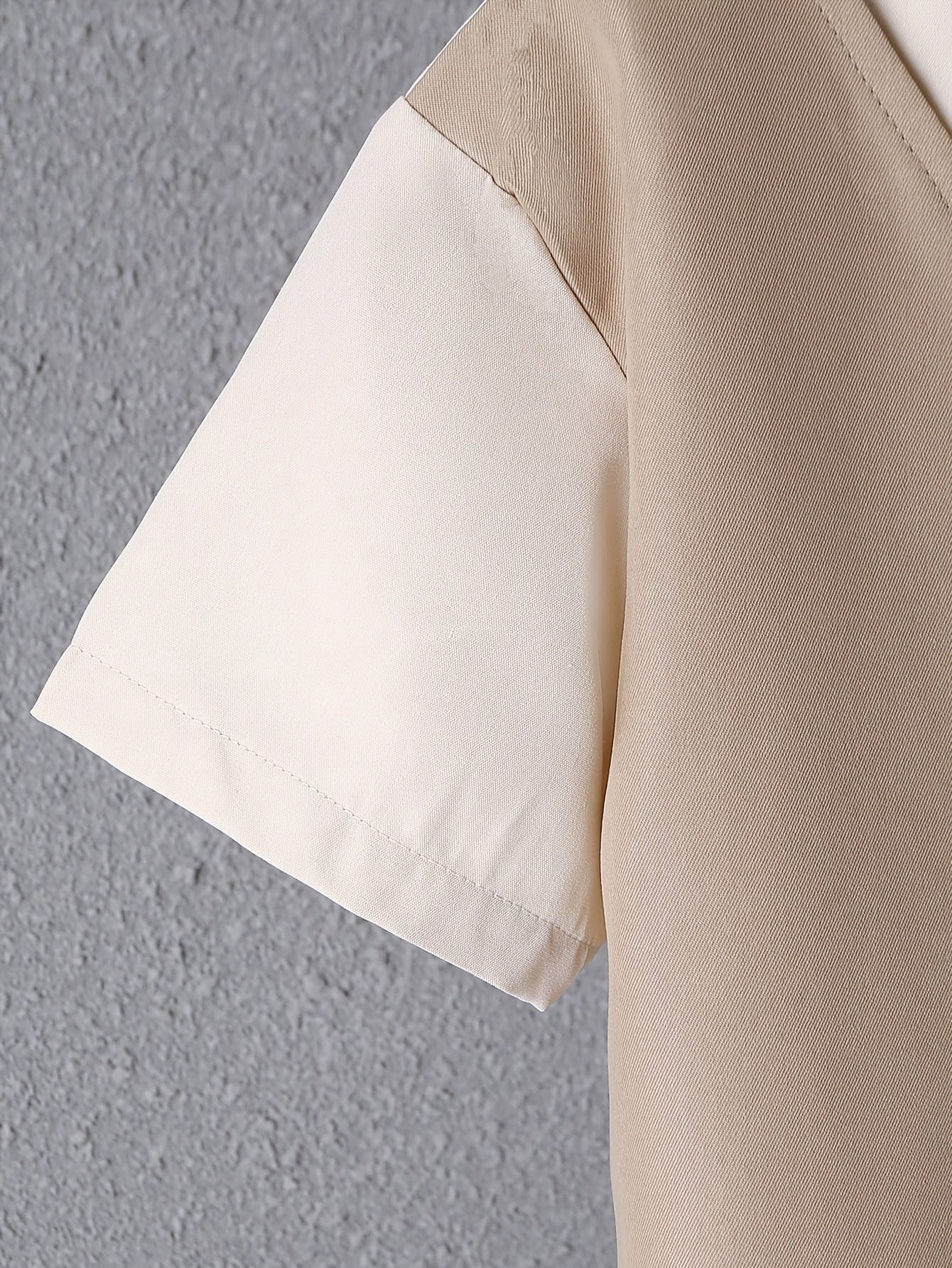 Boys' Casual Two-Piece Suit Set with Faux Layered Blazer.