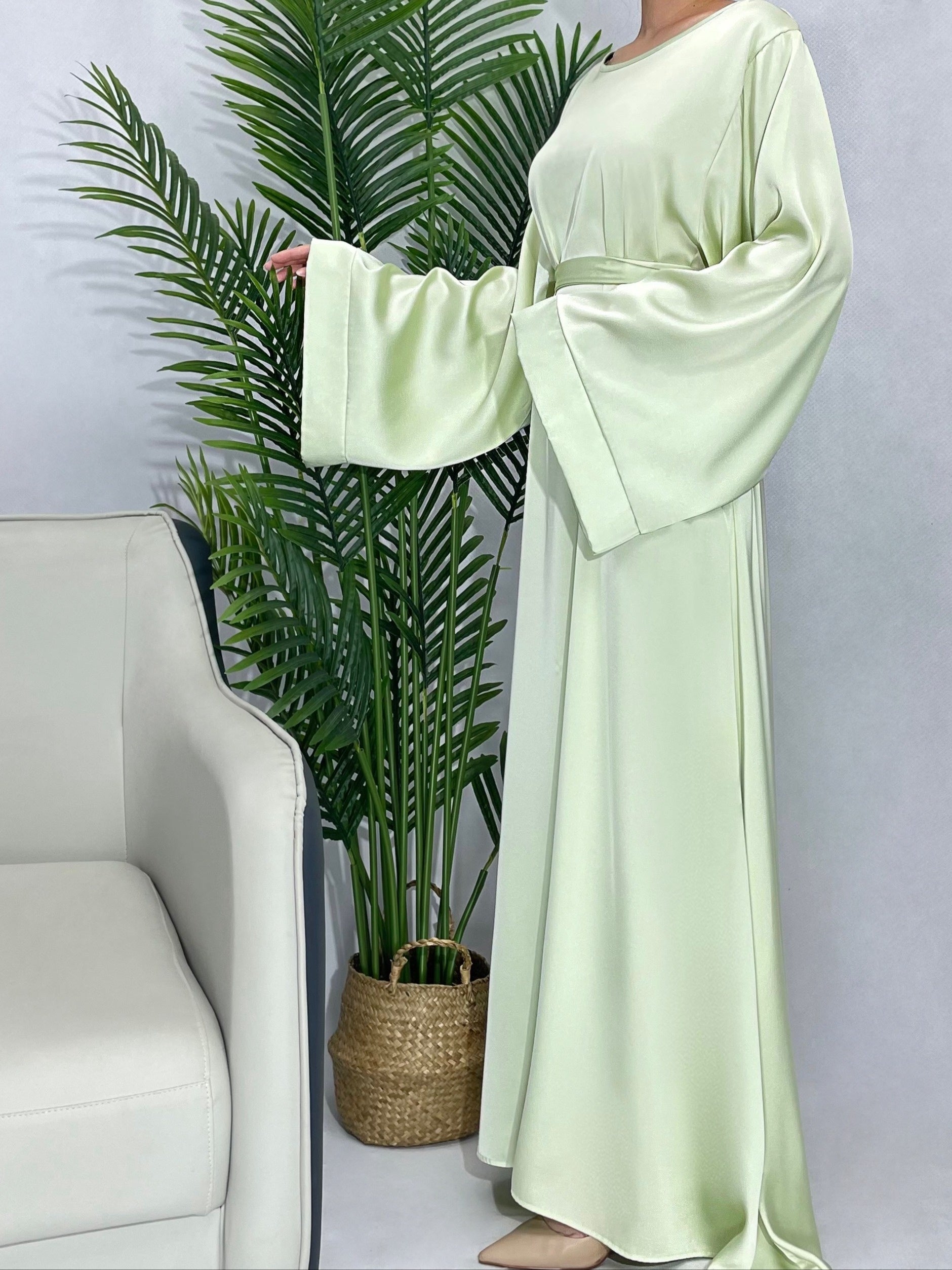 Solid Maxi Kaftan Abaya, Modest Crew Neck Long Sleeve ./MH