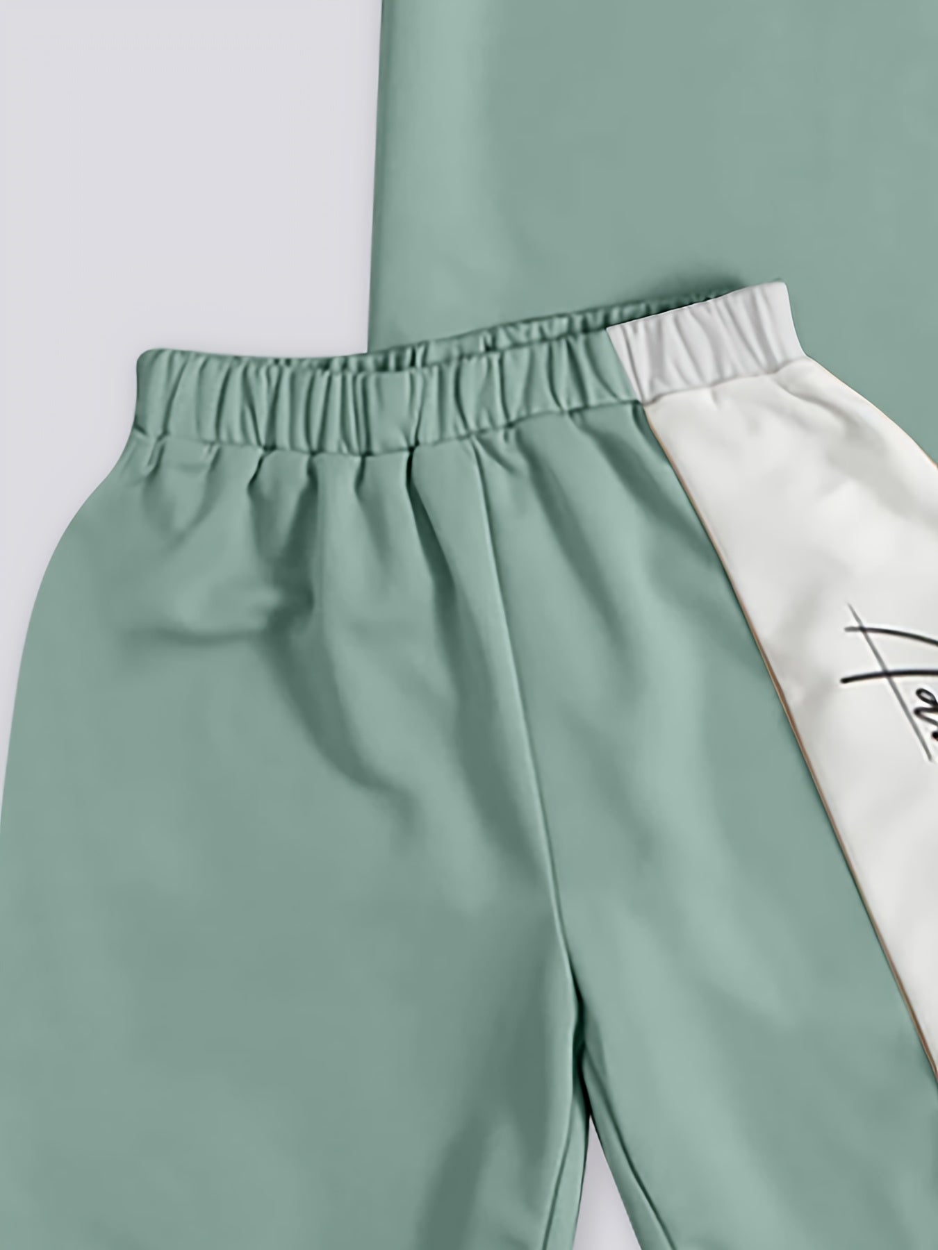 2pcs Boy's Trendy Color Block Short-sleeve Outfit,