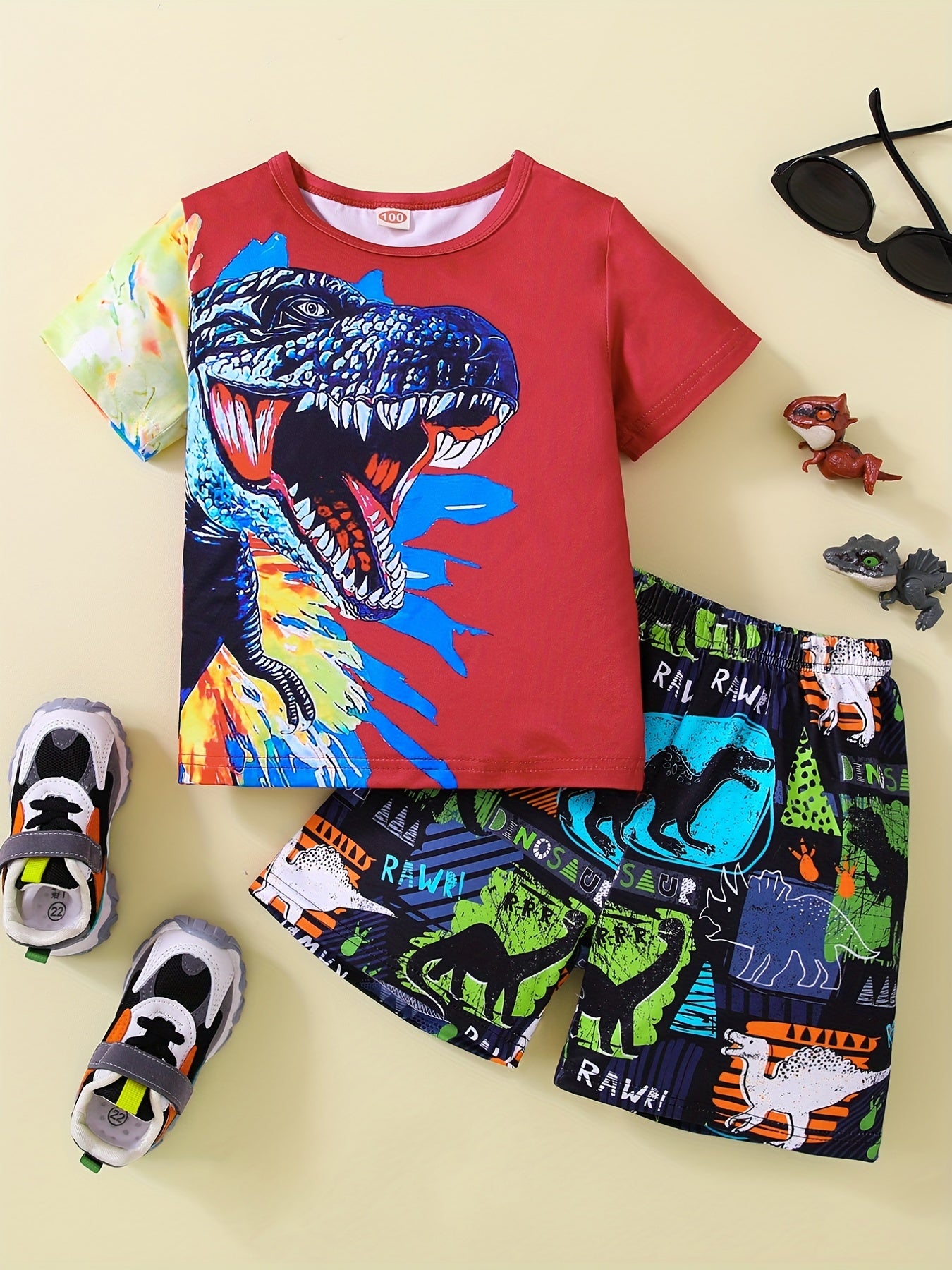Boys Dinosaur Casual Outfit Round Neck T-shirt.