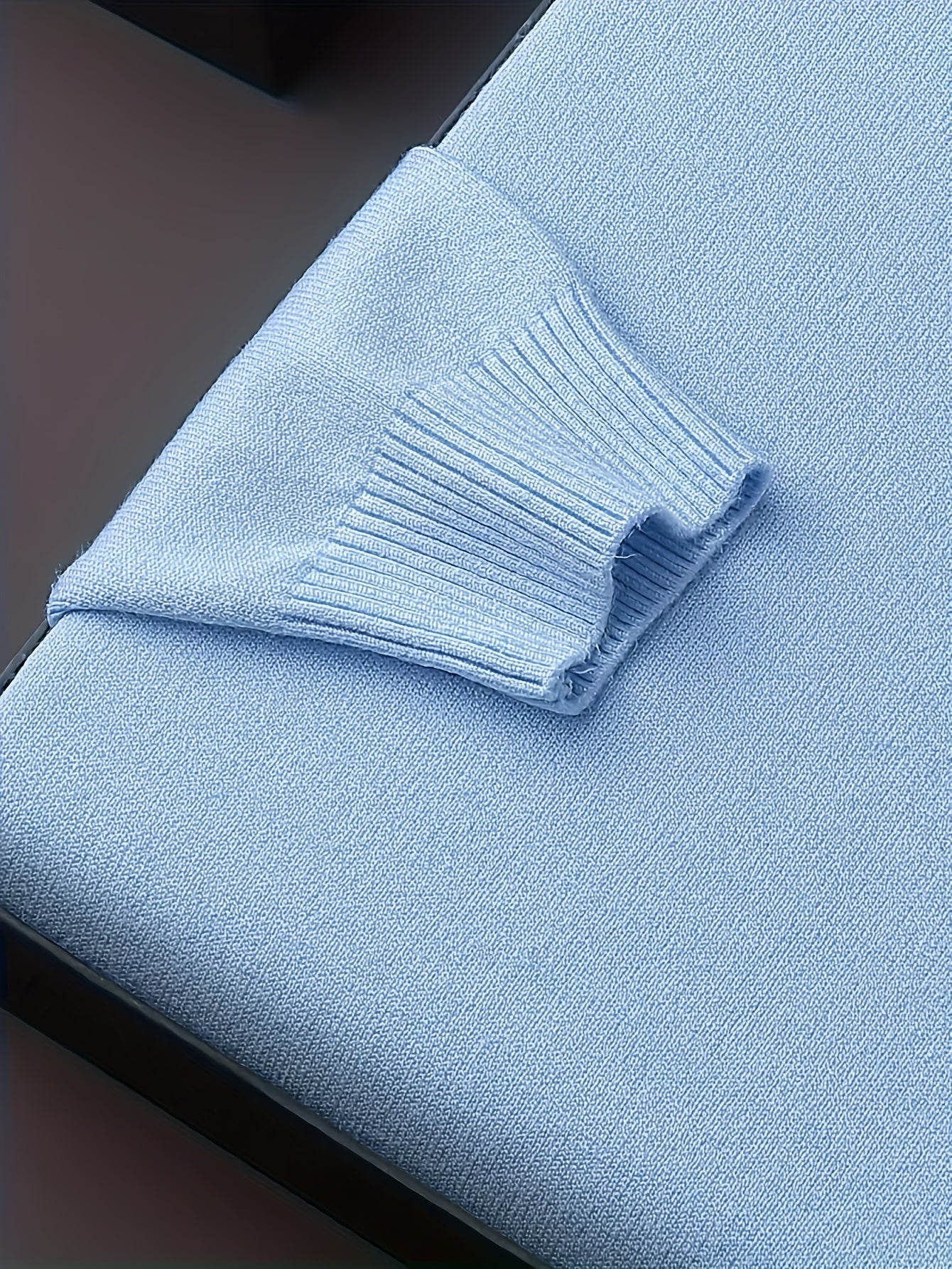 Men's Casual Solid Color Turtleneck Sweater .