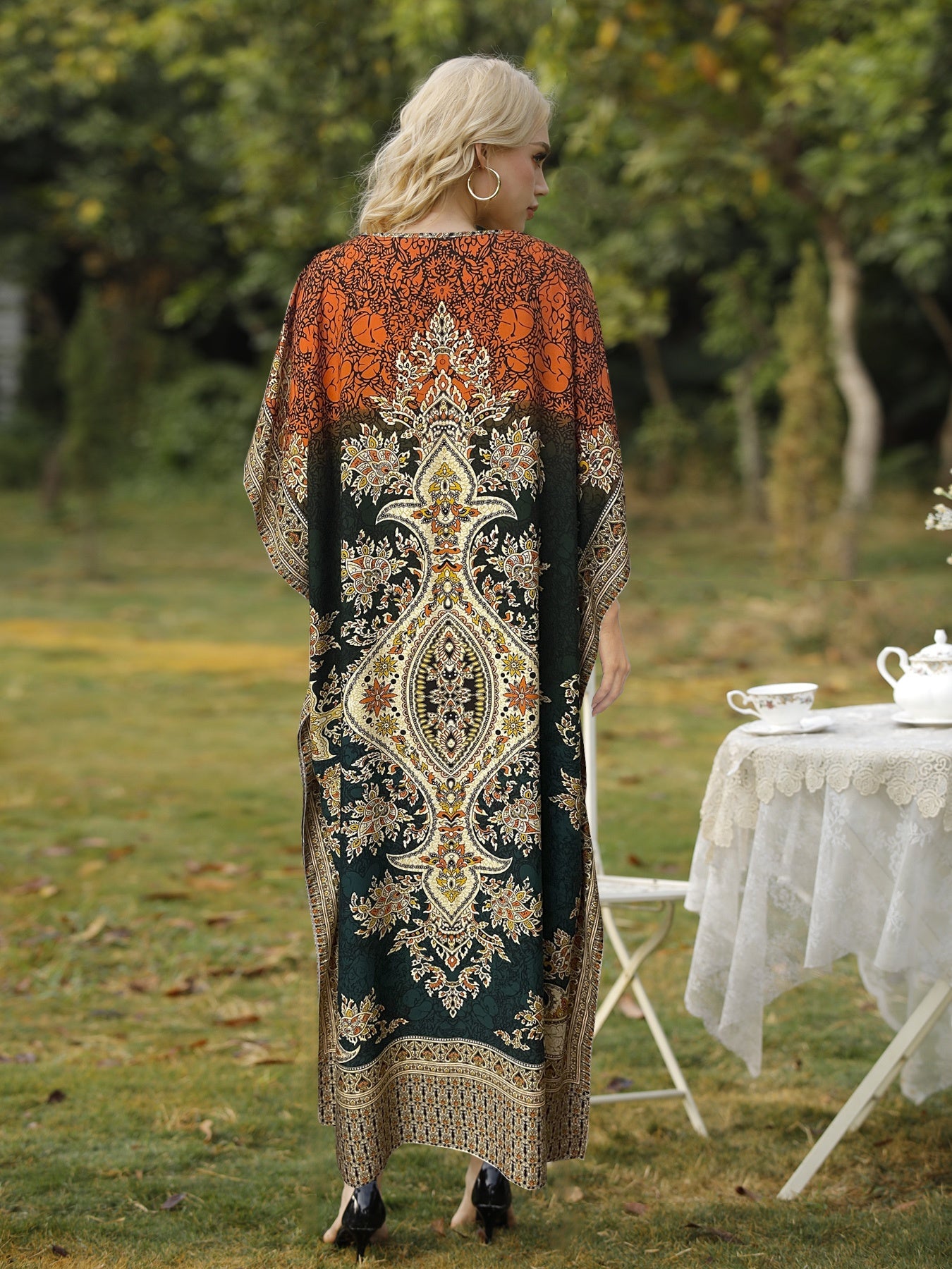 Plus Size, European and American Plus Size Women's Bohemian Vacation Dress ./MH
