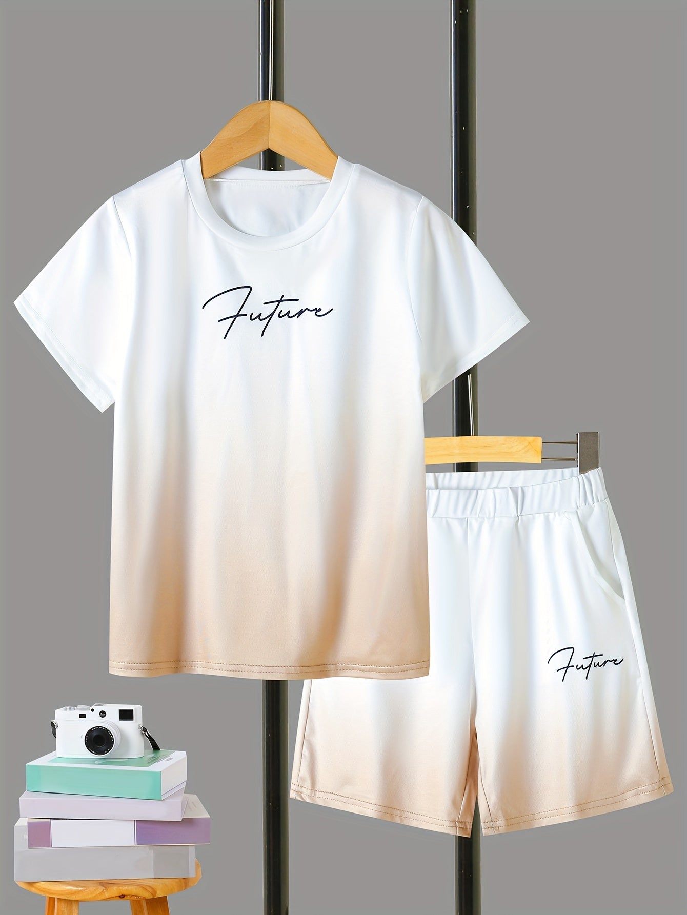 Boy's Color Gradient 2pcs, T-shirt & Shorts Set,