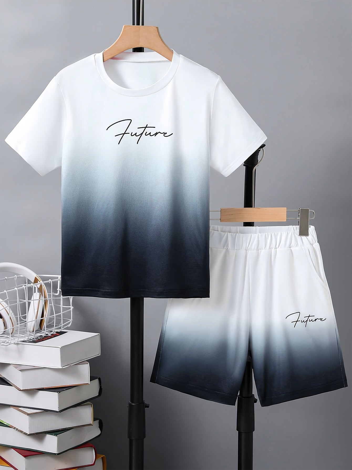 Boy's Color Gradient 2pcs, T-shirt & Shorts Set,