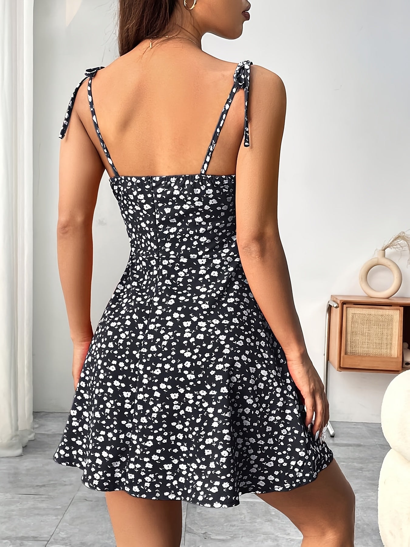 [Elegant Cami Dress] Elegant Floral Print Cami Dress |